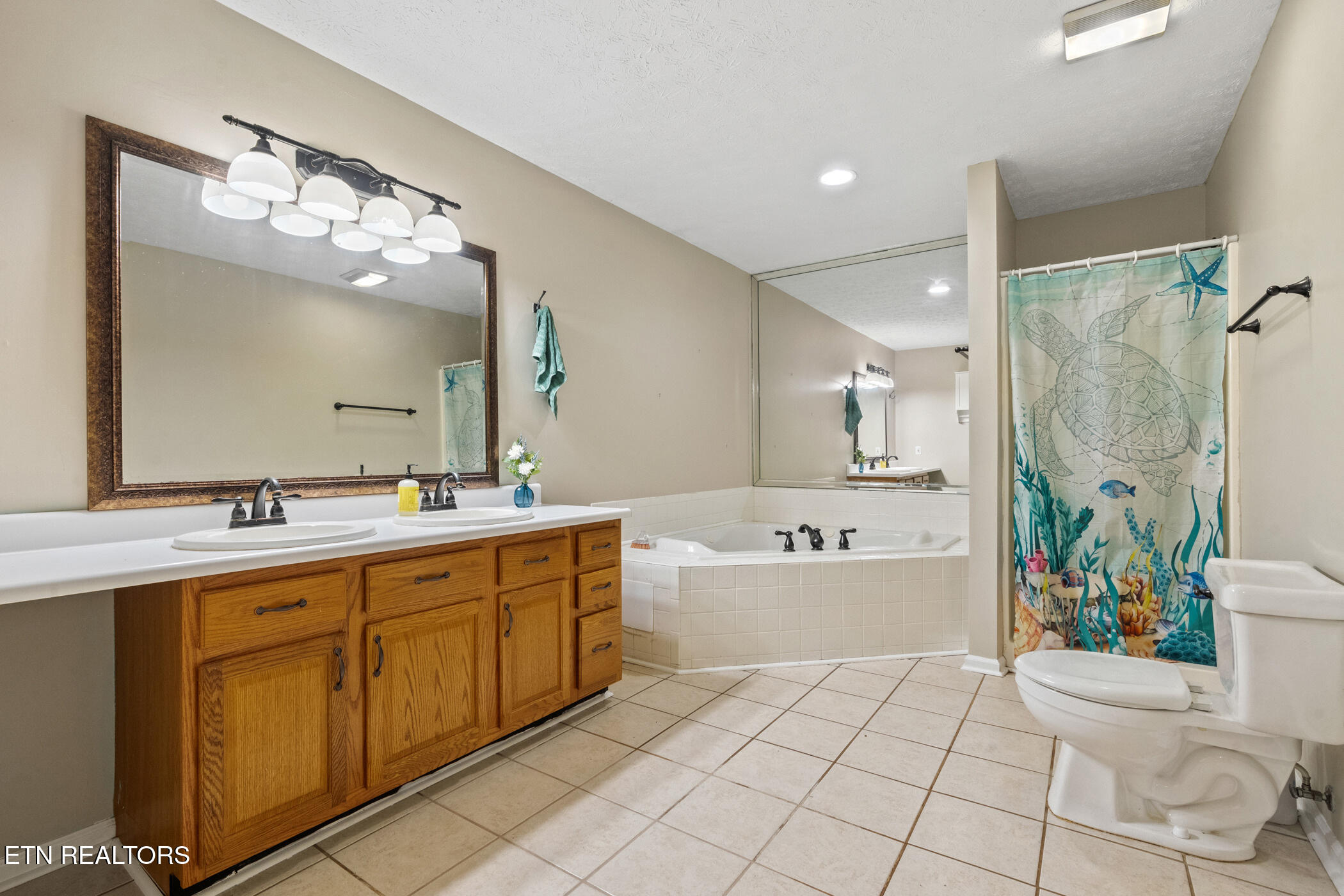 541 Pebble Creek Rd Property Photo 14