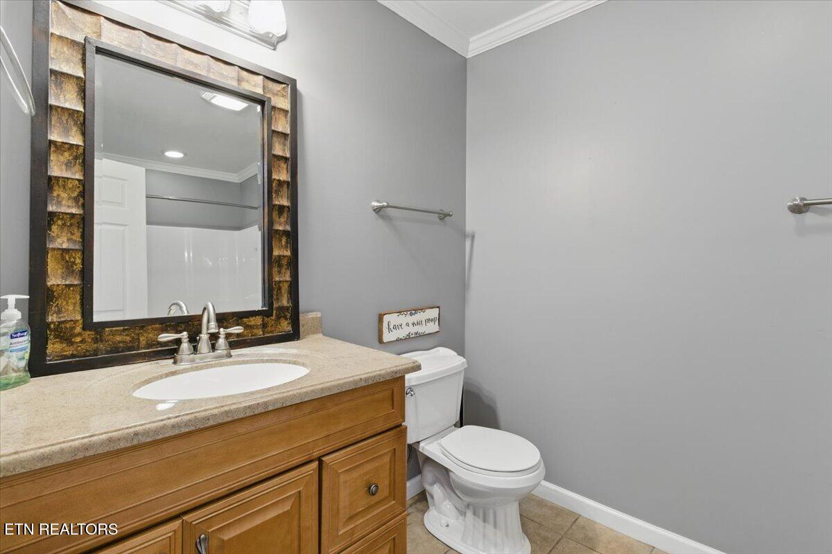 262 Cresent St Property Photo 14