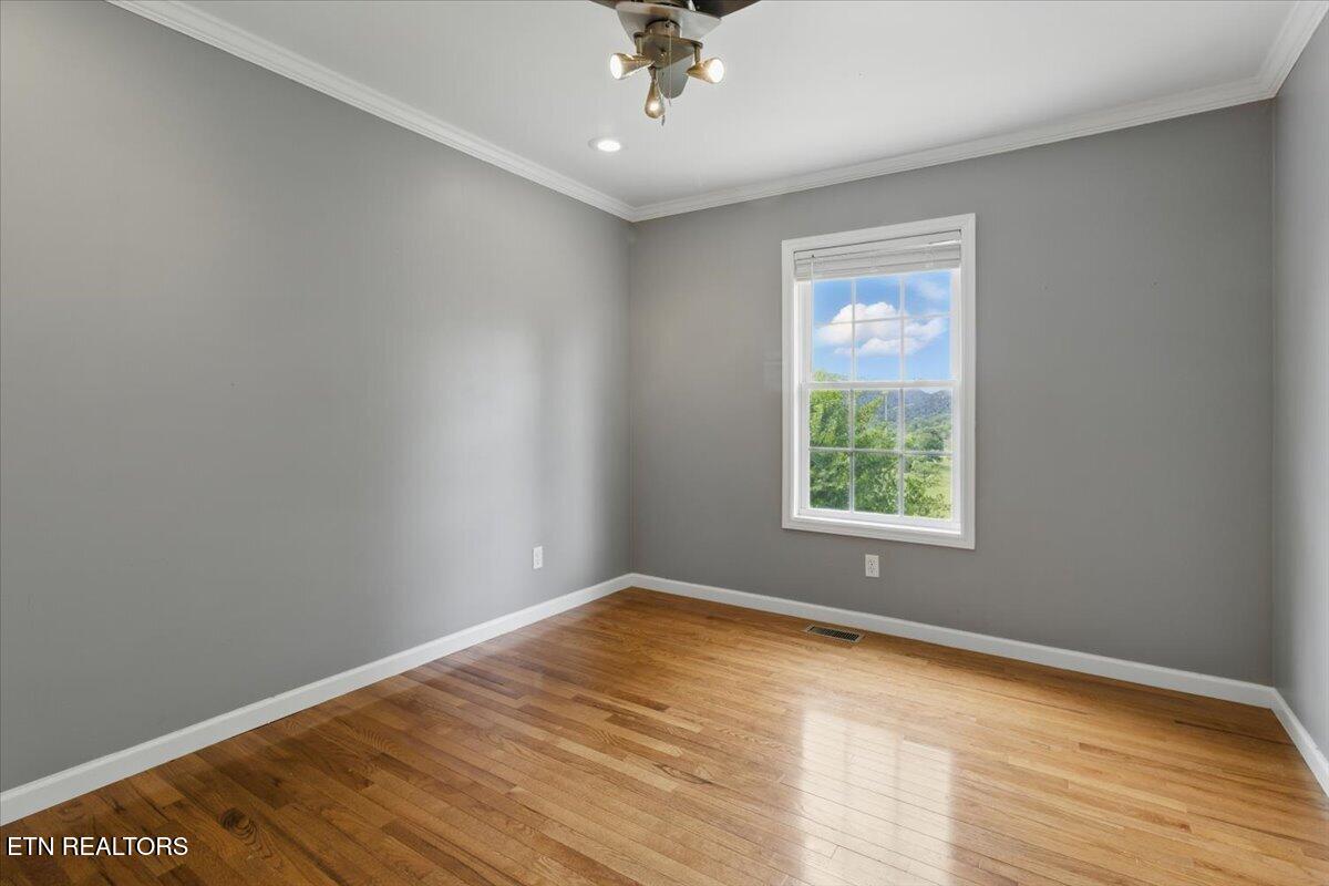 262 Cresent St Property Photo 20