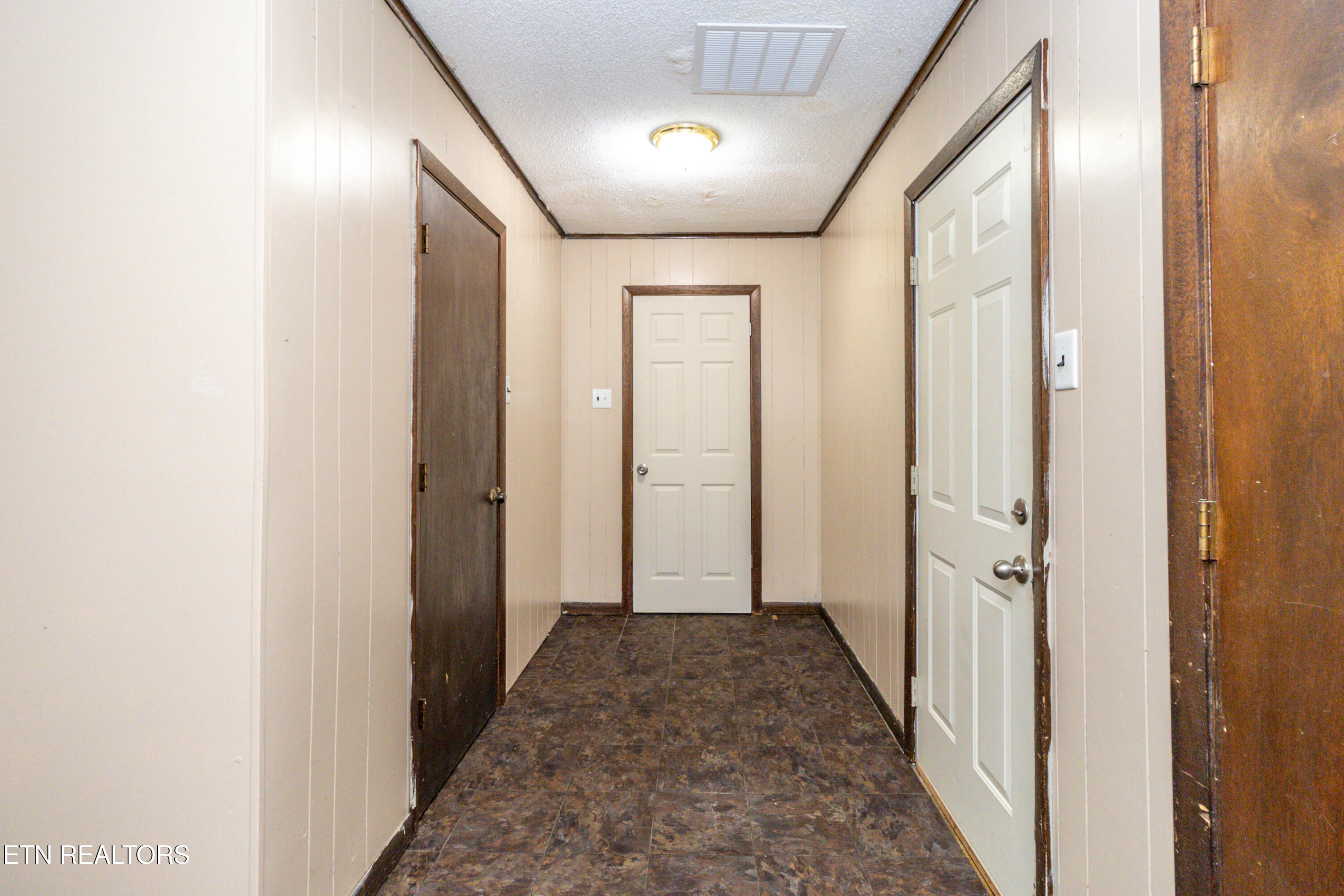 1817 Sedgewick Drive Property Photo 8