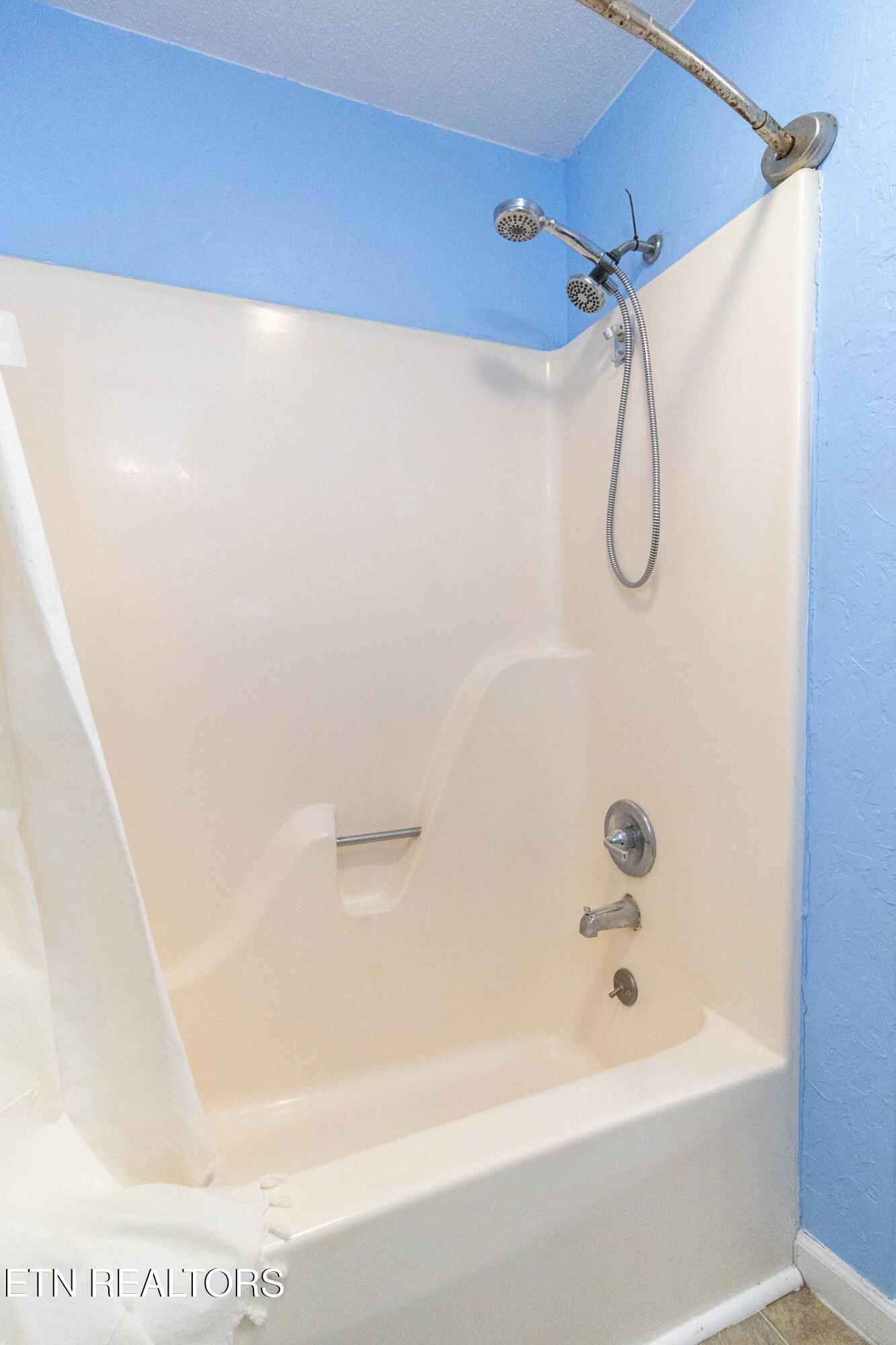 1817 Sedgewick Drive Property Photo 28