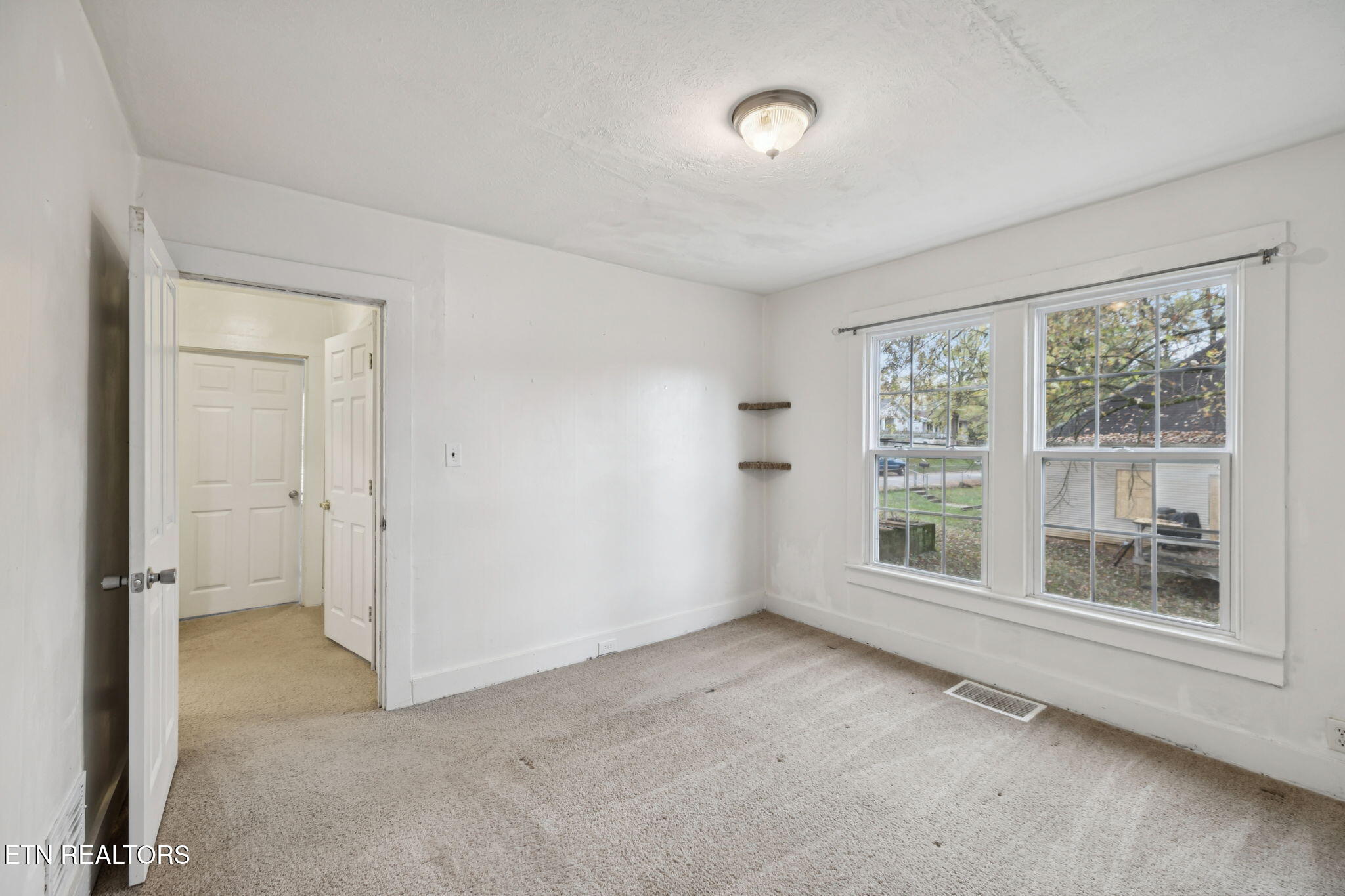 2121 Mississippi Ave Property Photo 21