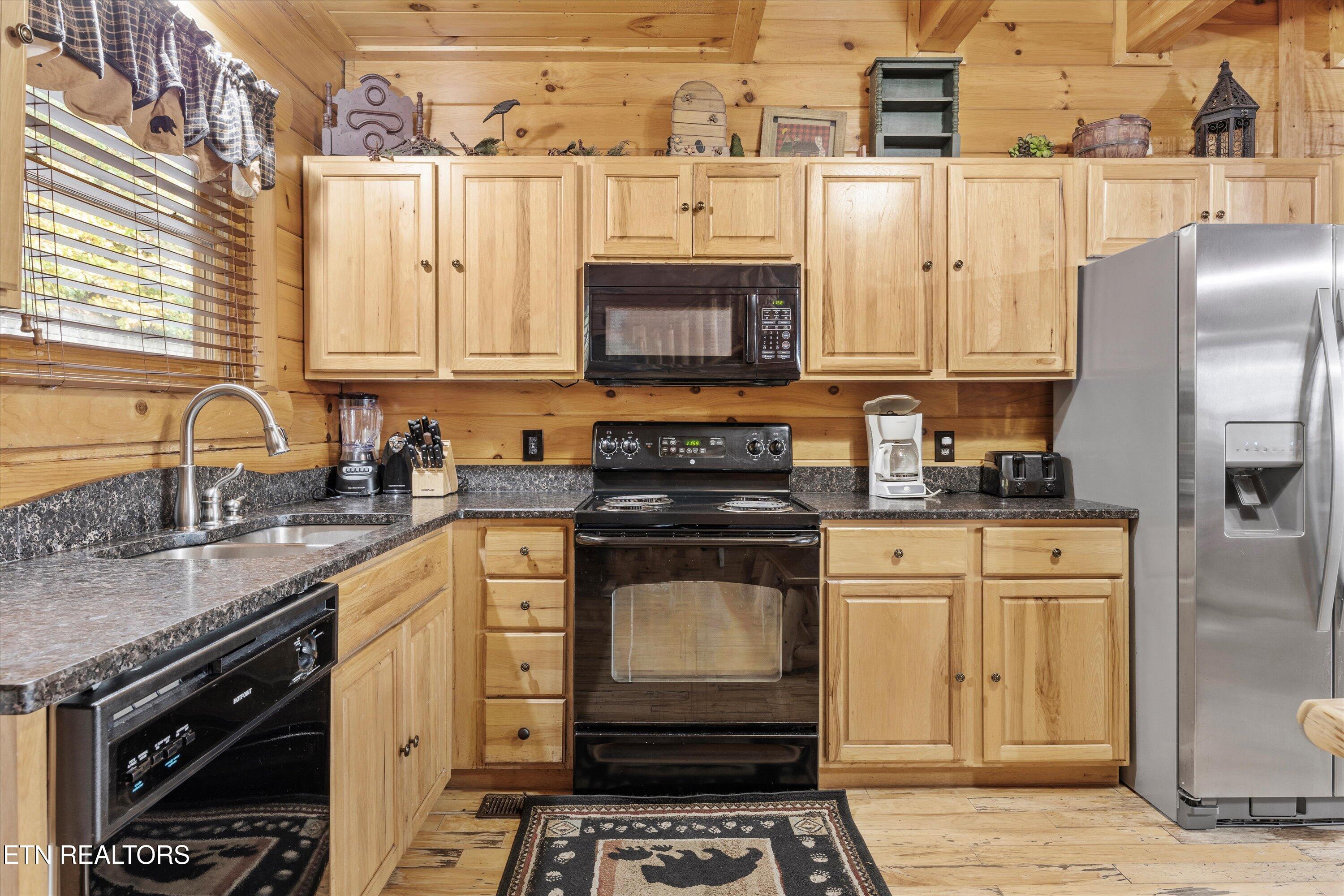 1723 High Rock Way Way Property Photo 4