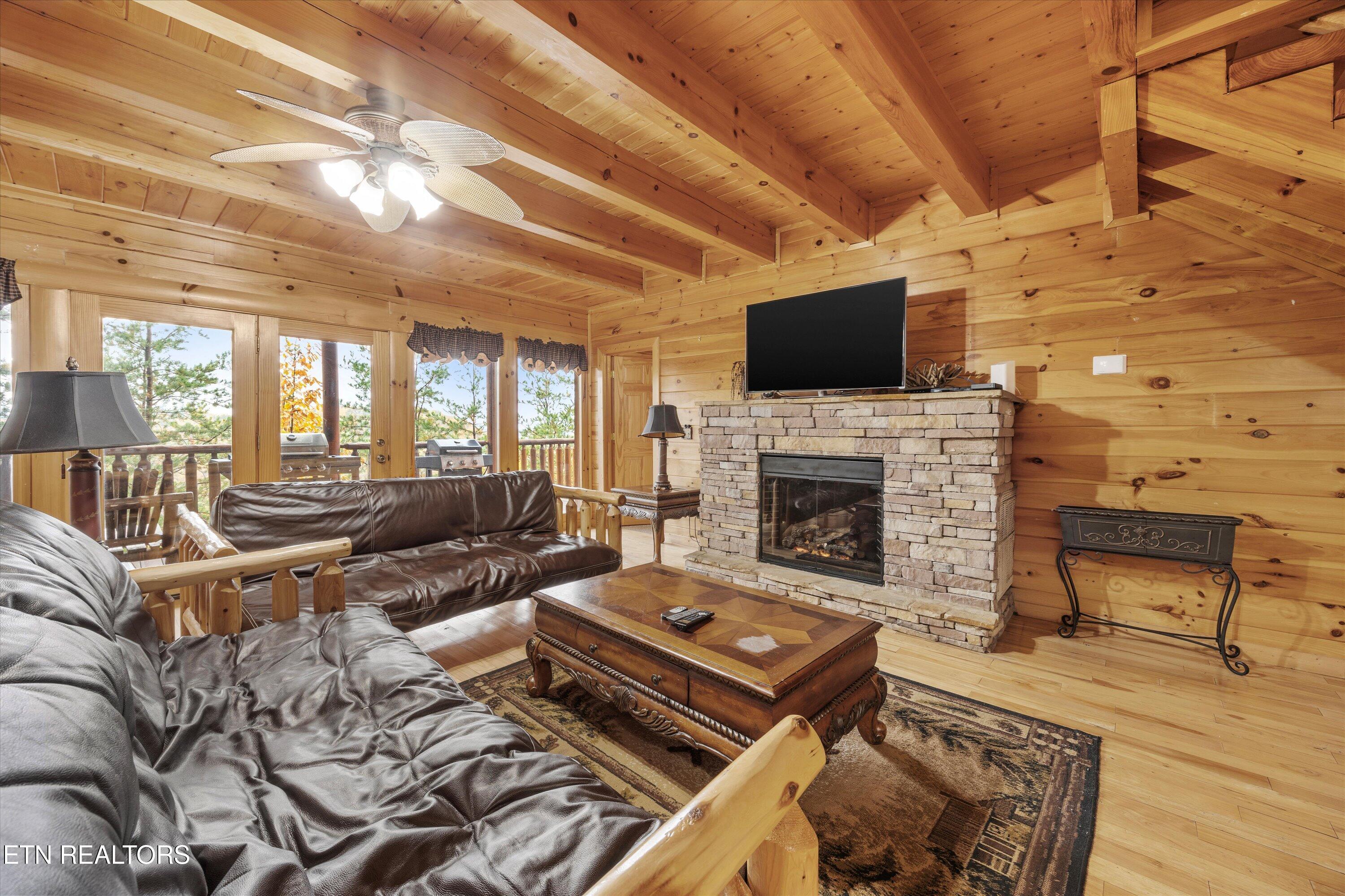 1723 High Rock Way Way Property Photo 6