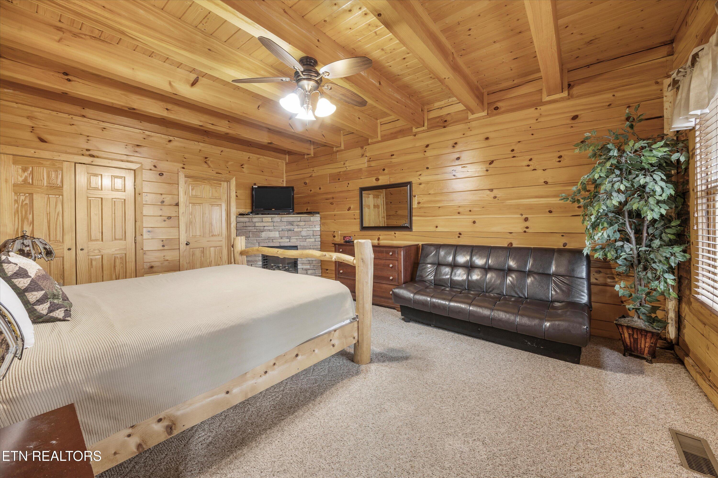 1723 High Rock Way Way Property Photo 9