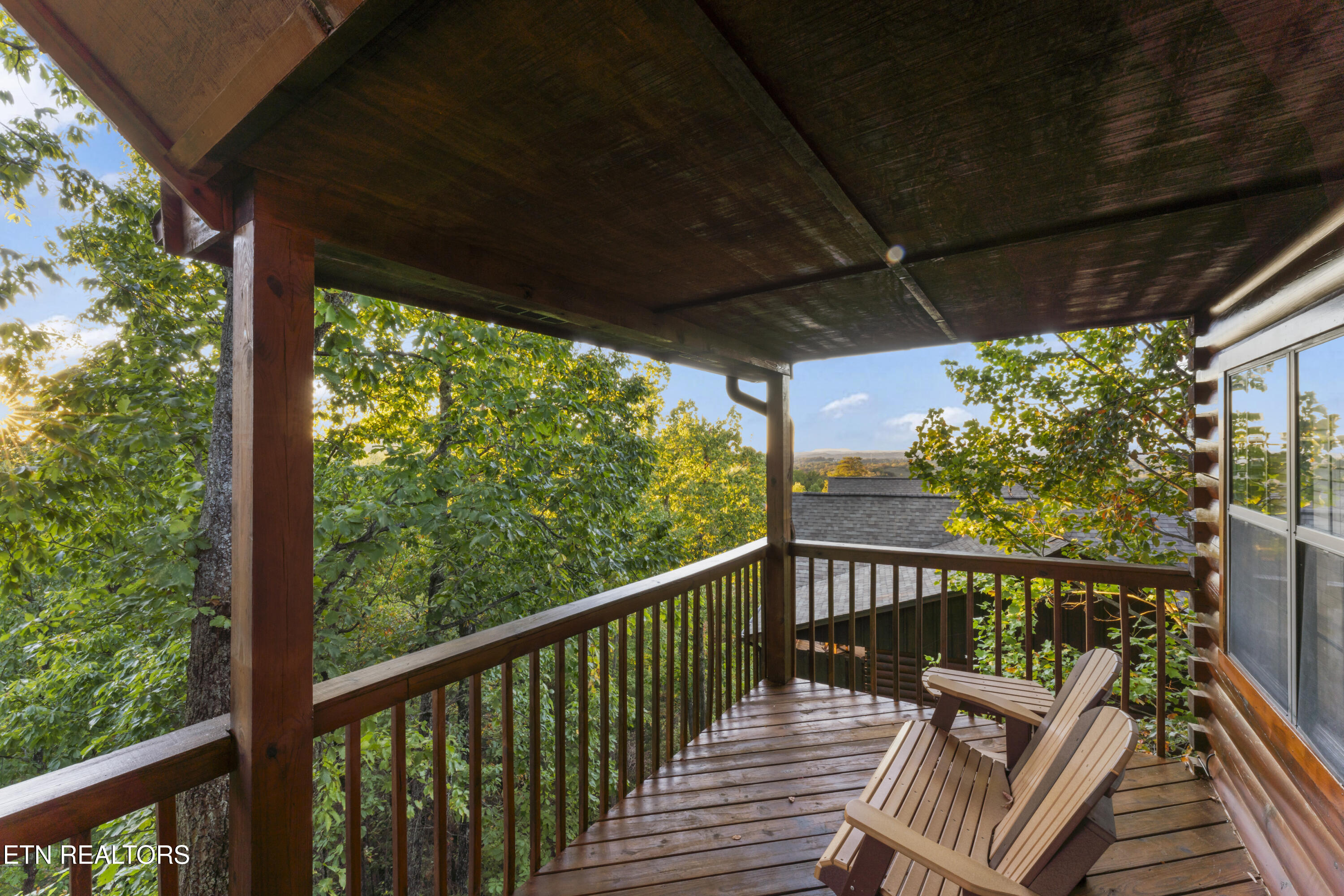 1550 Bears Den Way Property Photo 19