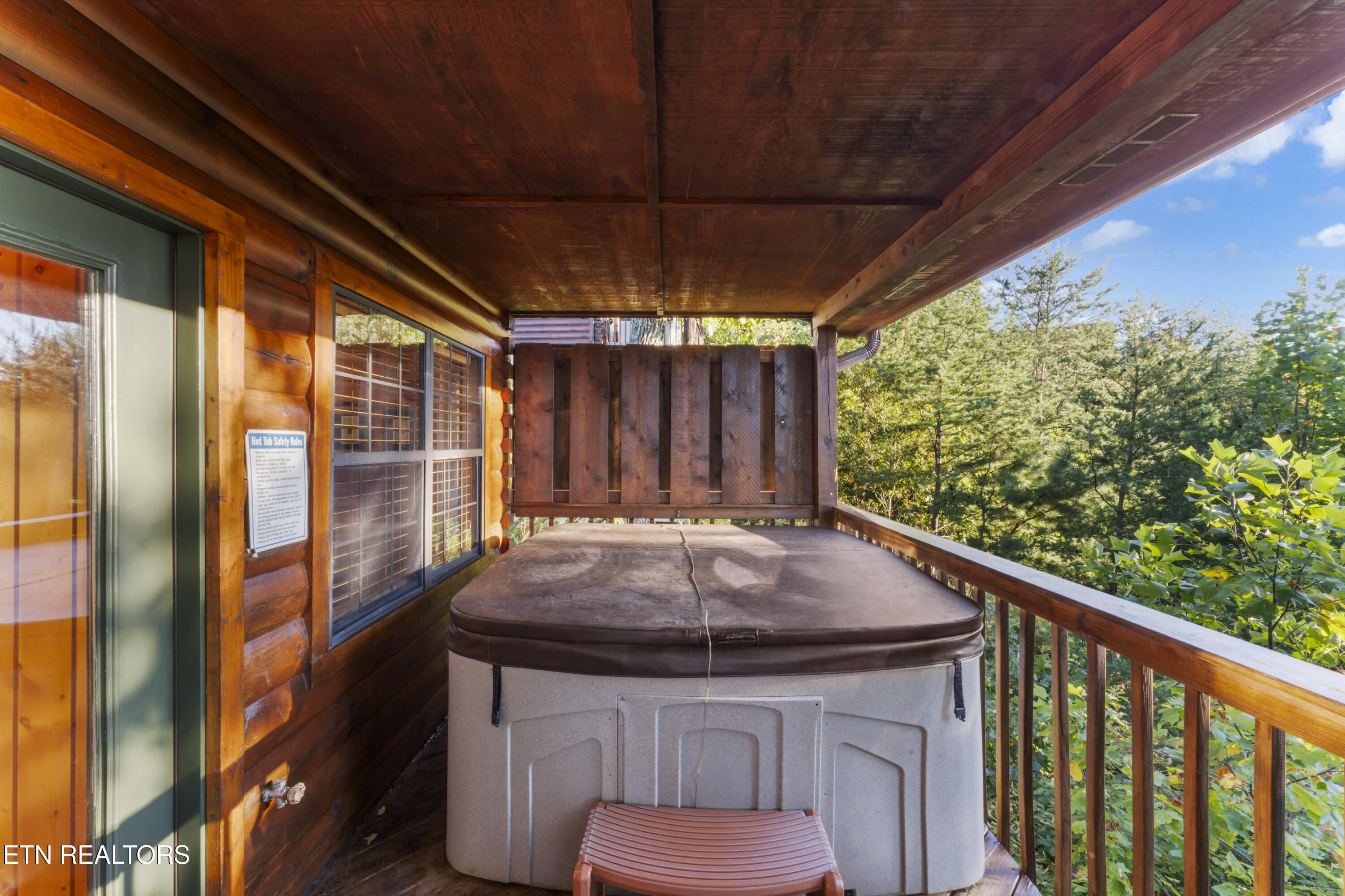 1550 Bears Den Way Property Photo 21