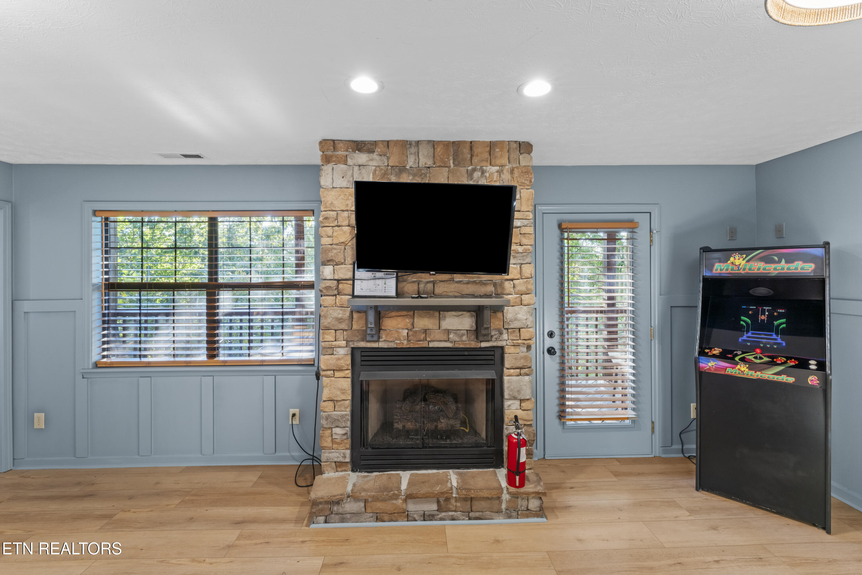 1550 Bears Den Way Property Photo 29