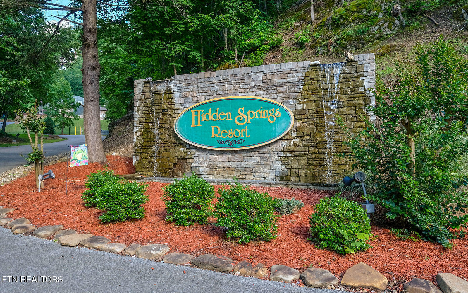 1550 Bears Den Way Property Photo 38