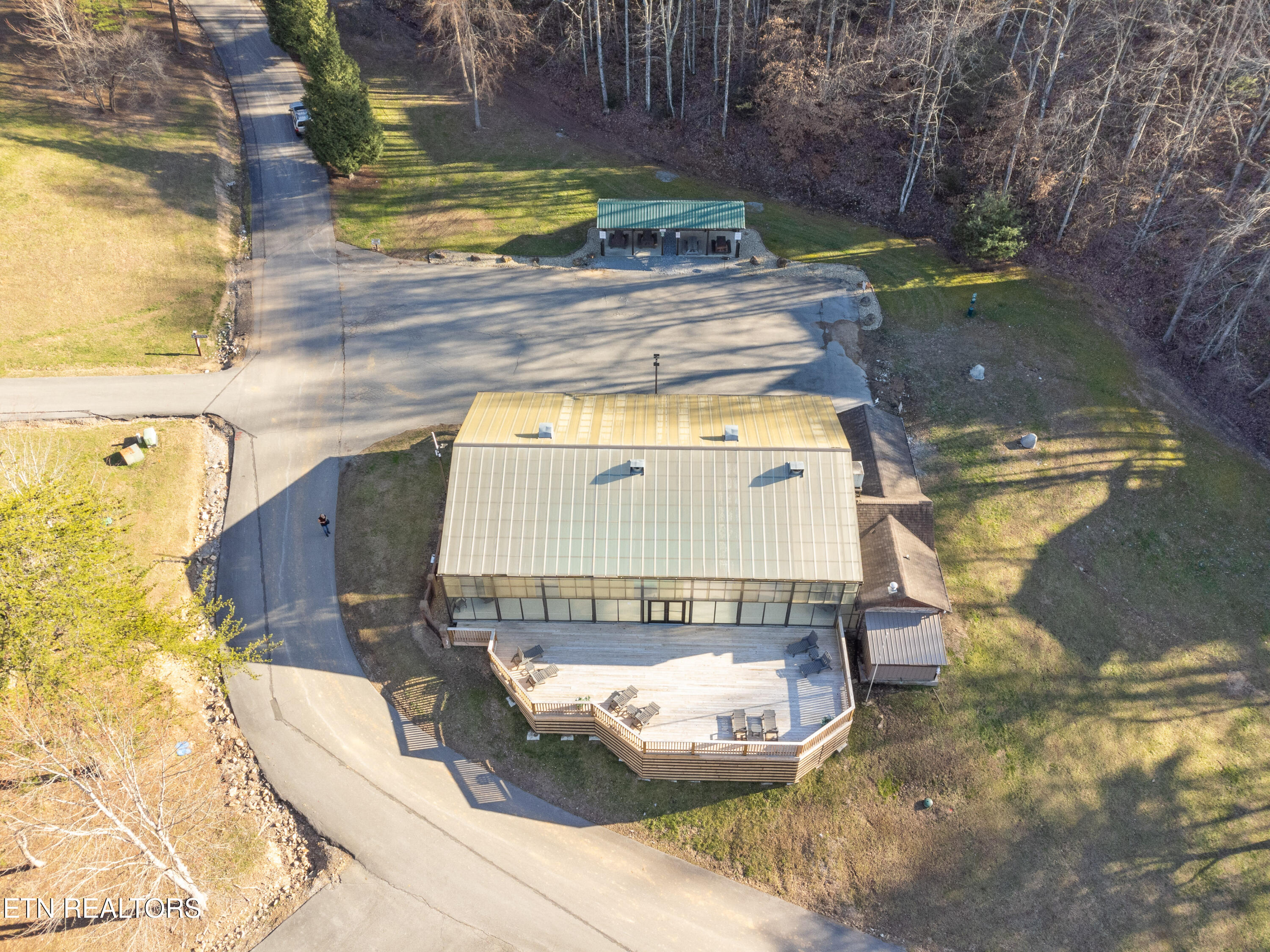 1550 Bears Den Way Property Photo 45