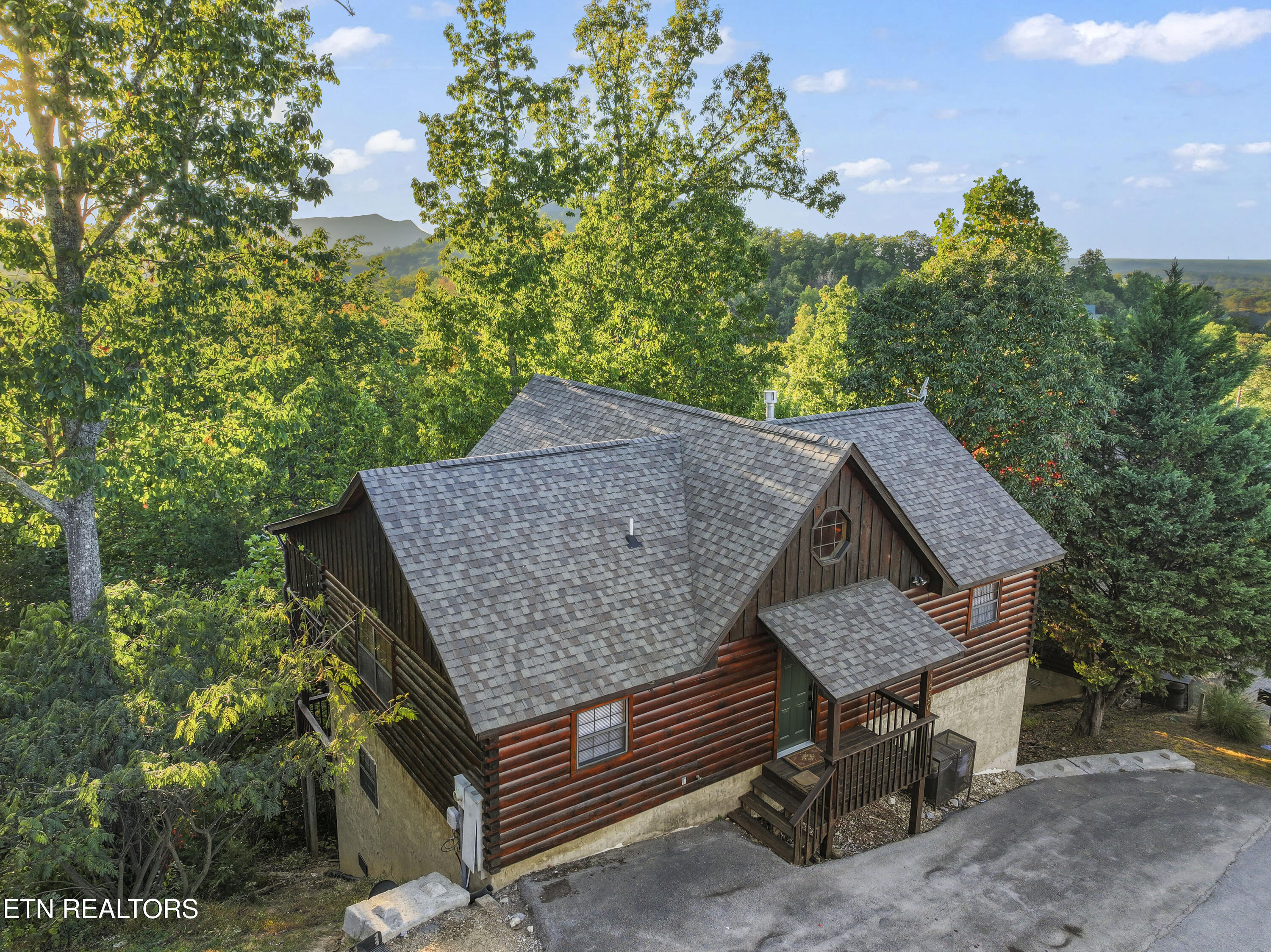 1550 Bears Den Way Property Photo 47