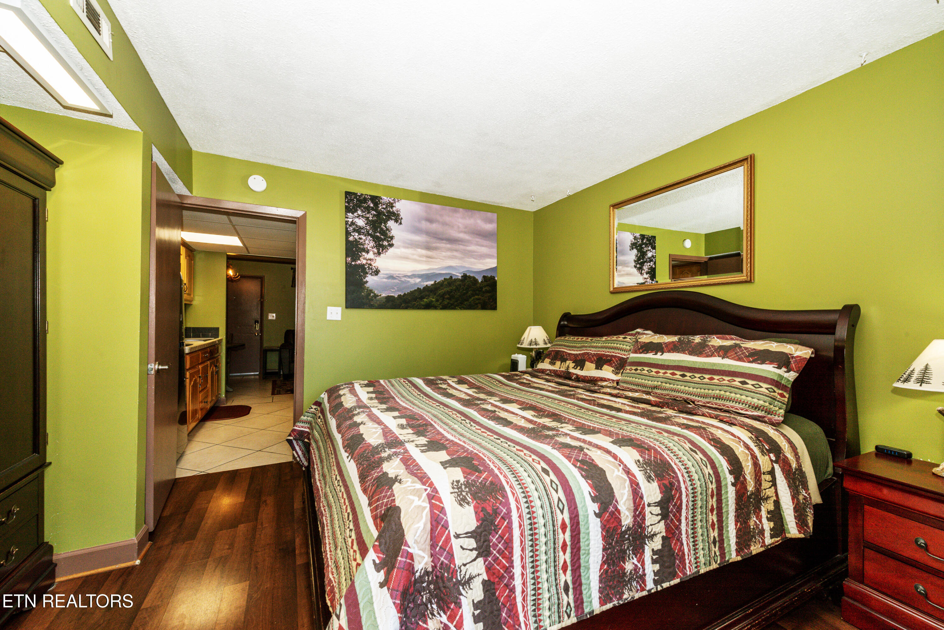 685 River Rd Property Photo 16