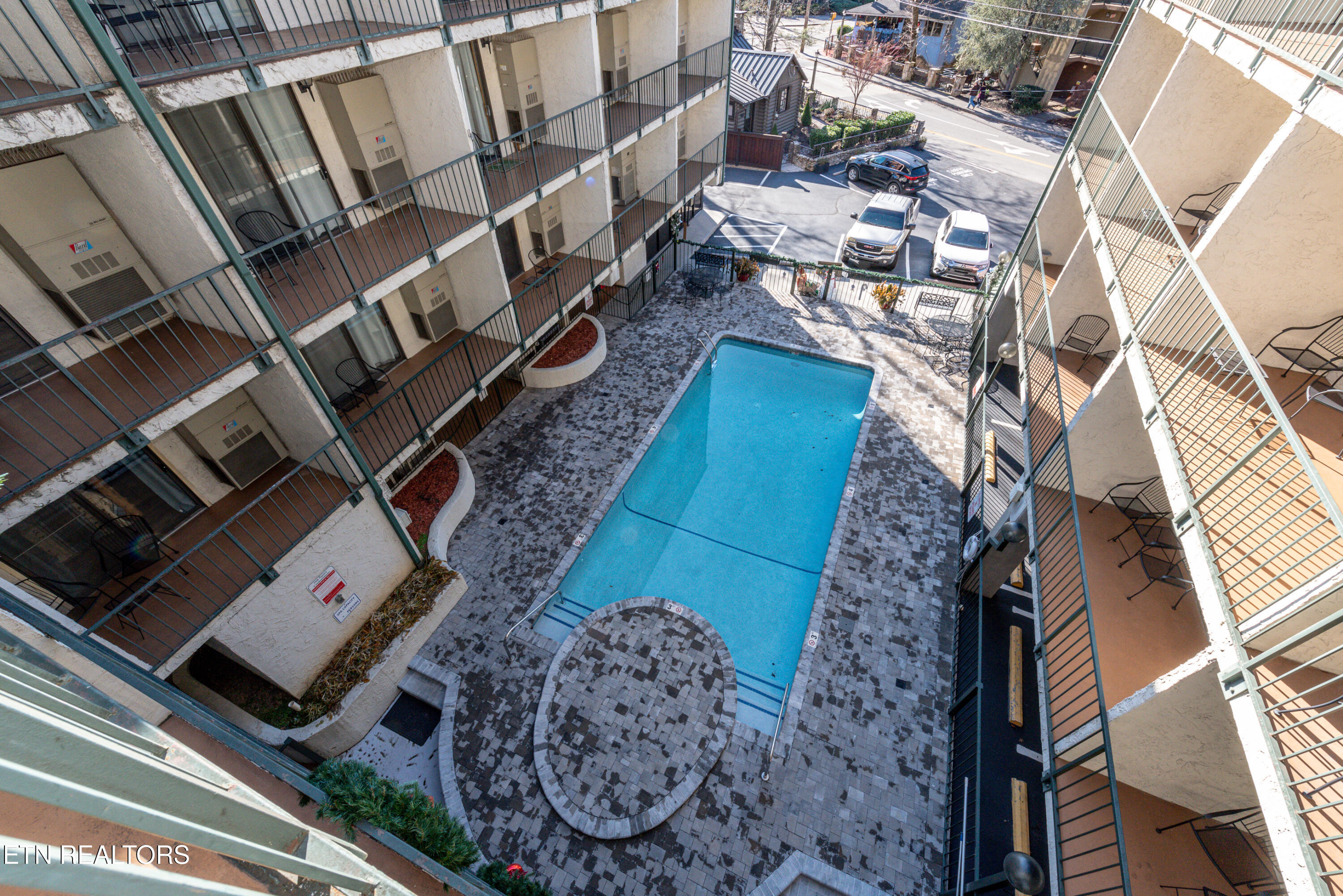 685 River Rd Property Photo 19