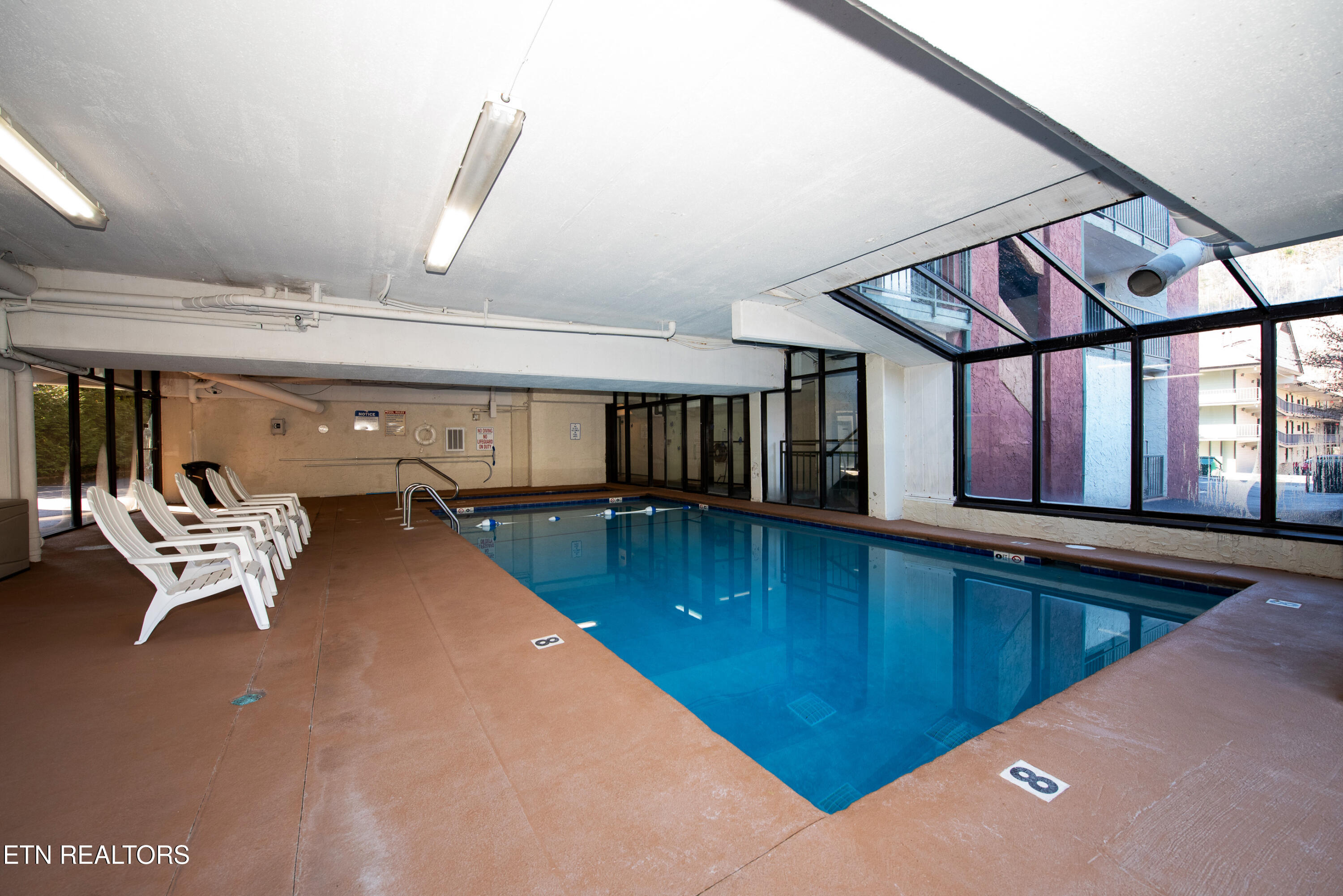 685 River Rd Property Photo 22