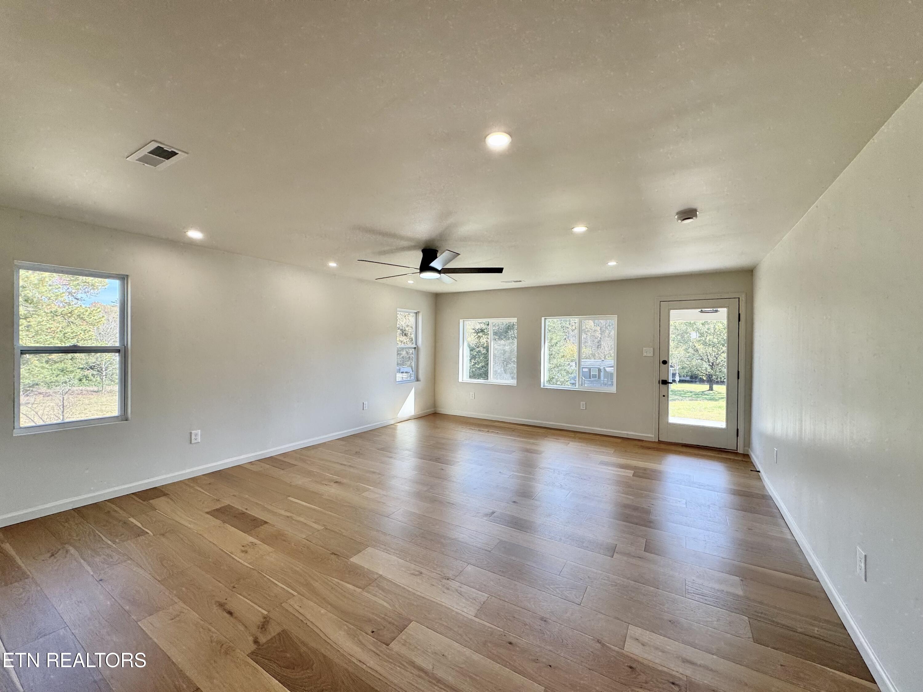 1830 Old Lake City Hwy Property Photo 7