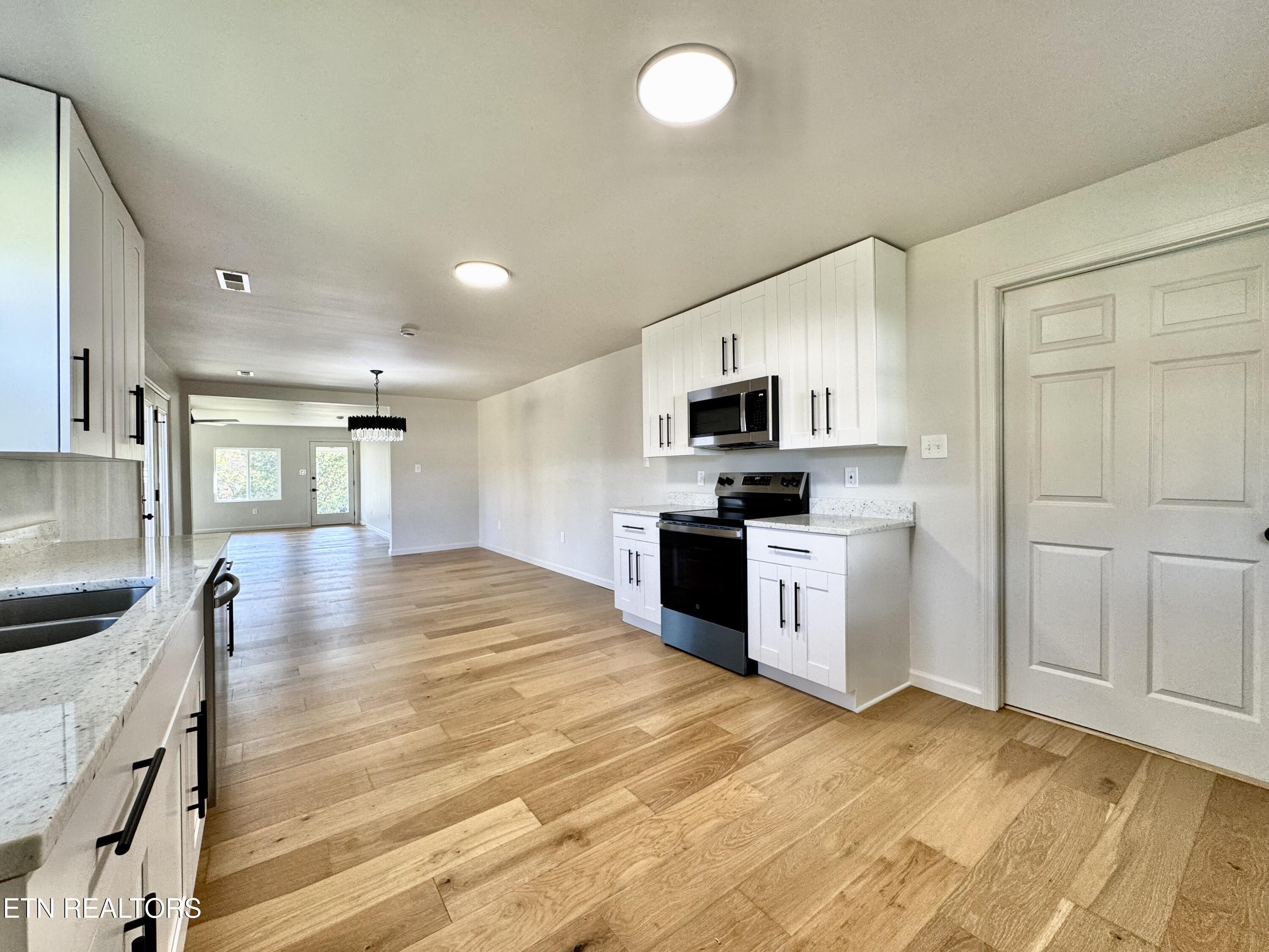 1830 Old Lake City Hwy Property Photo 14