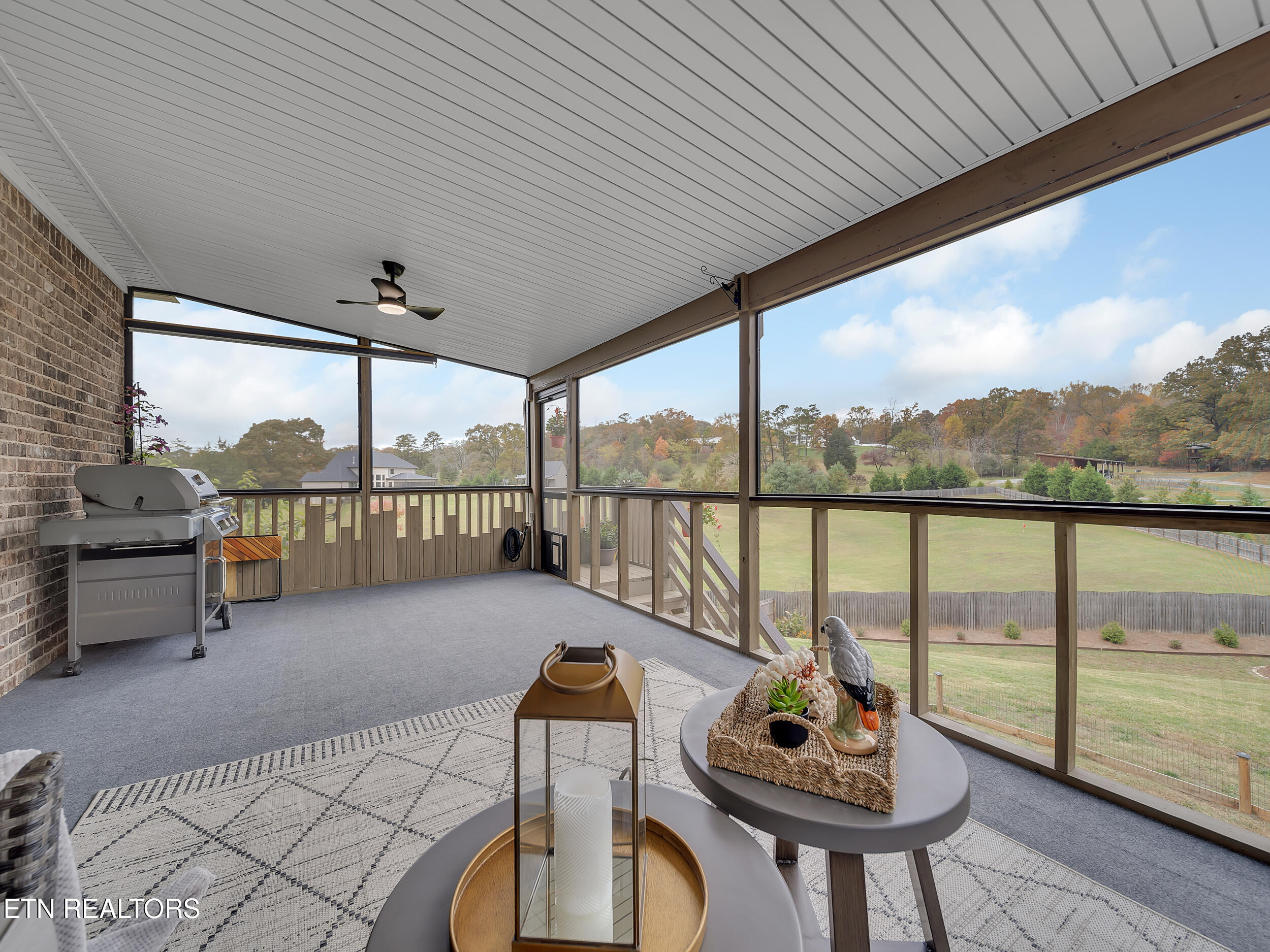 2317 Hickory Crest Lane Property Photo 6