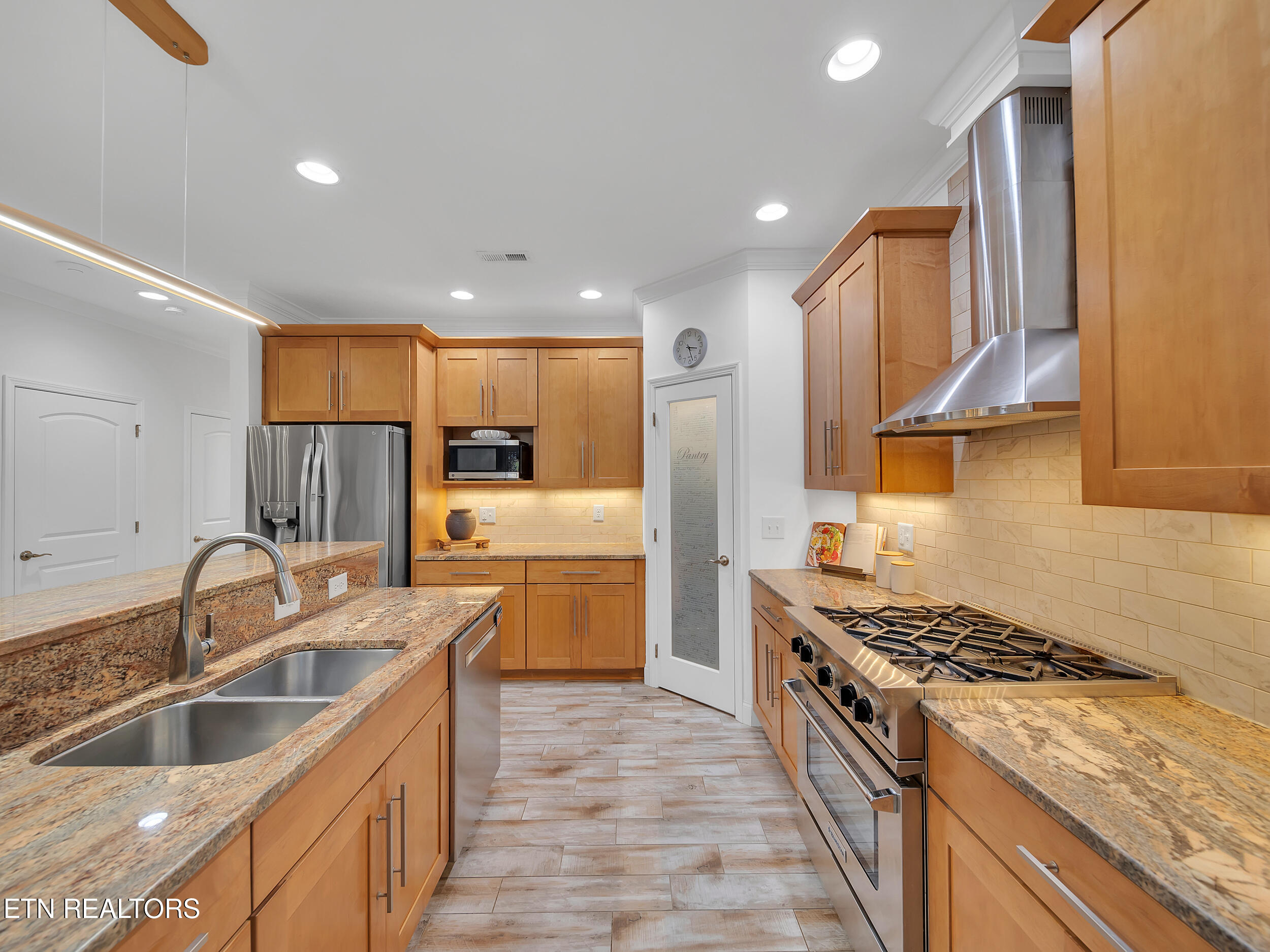 2317 Hickory Crest Lane Property Photo 29