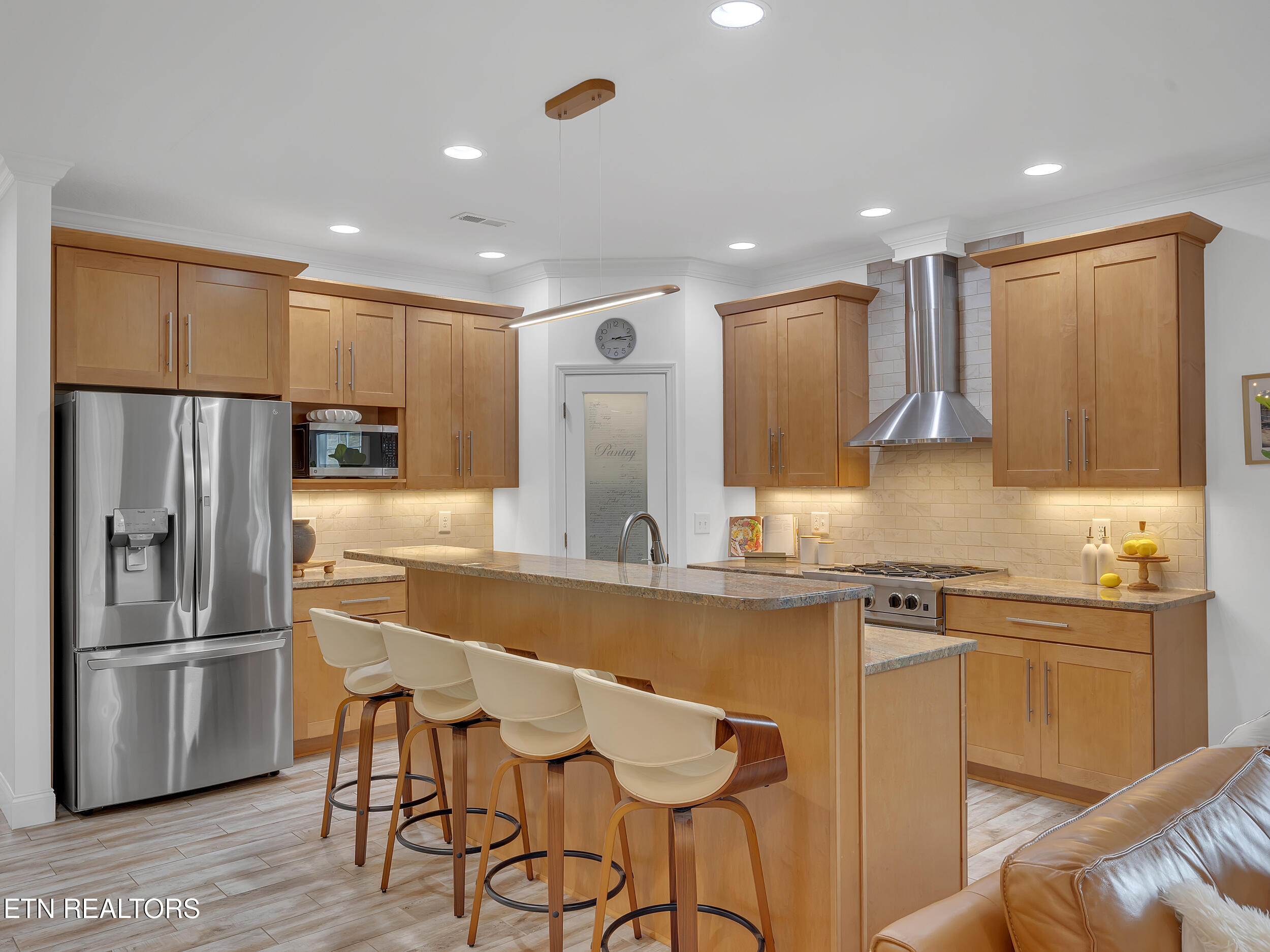 2317 Hickory Crest Lane Property Photo 32