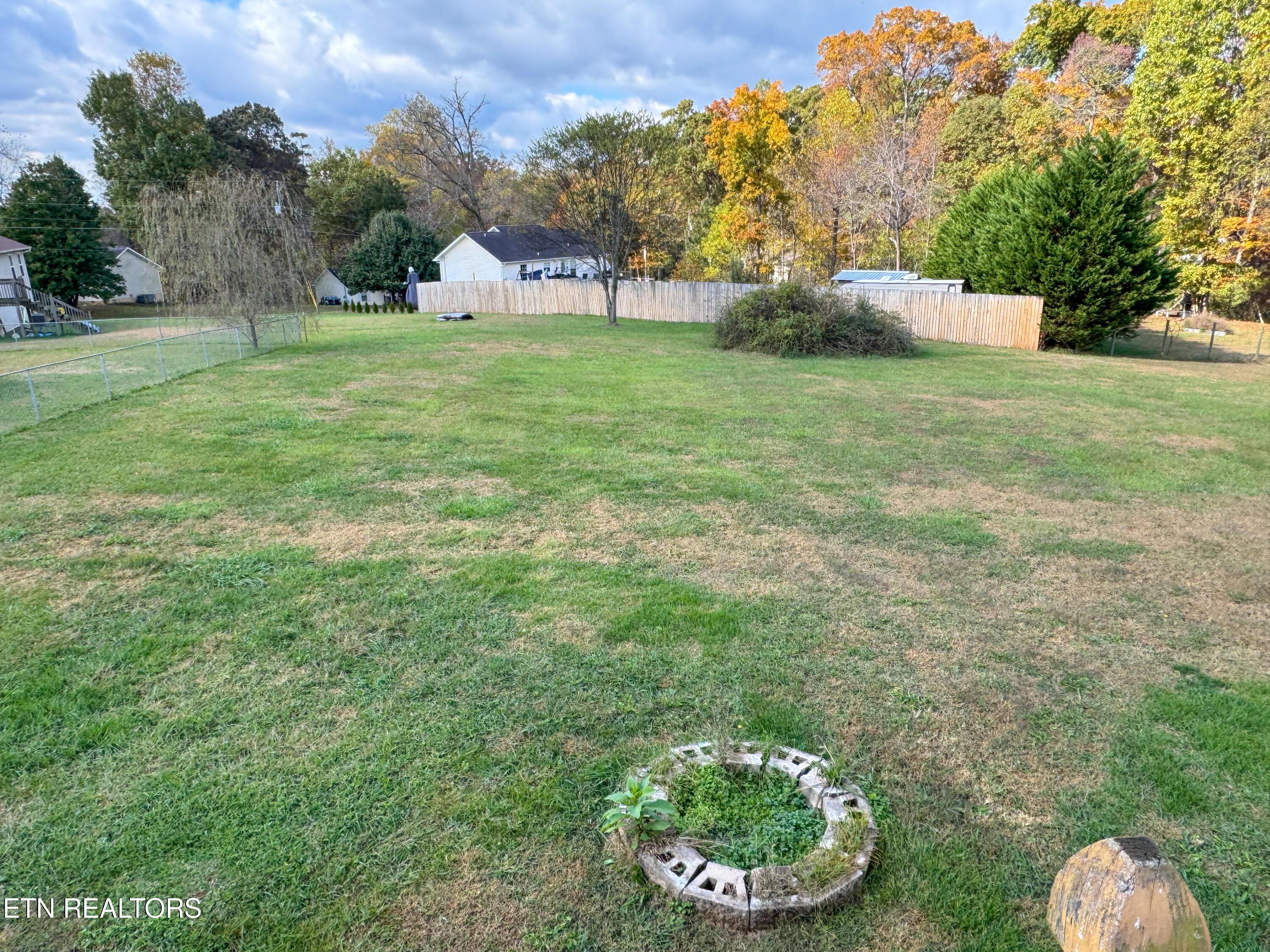 4543 Winslow Drive Property Photo 18