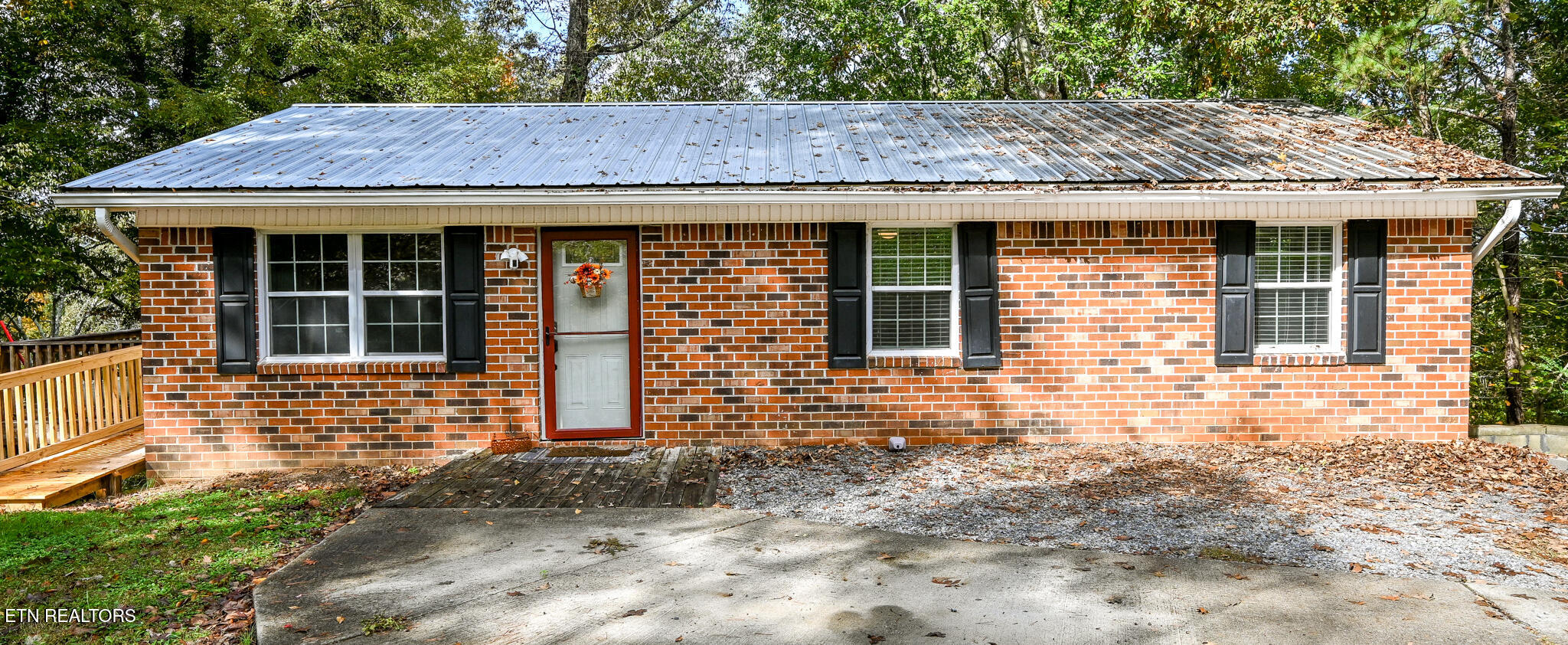 4040 Ne Lynncrest Drive Property Photo 16