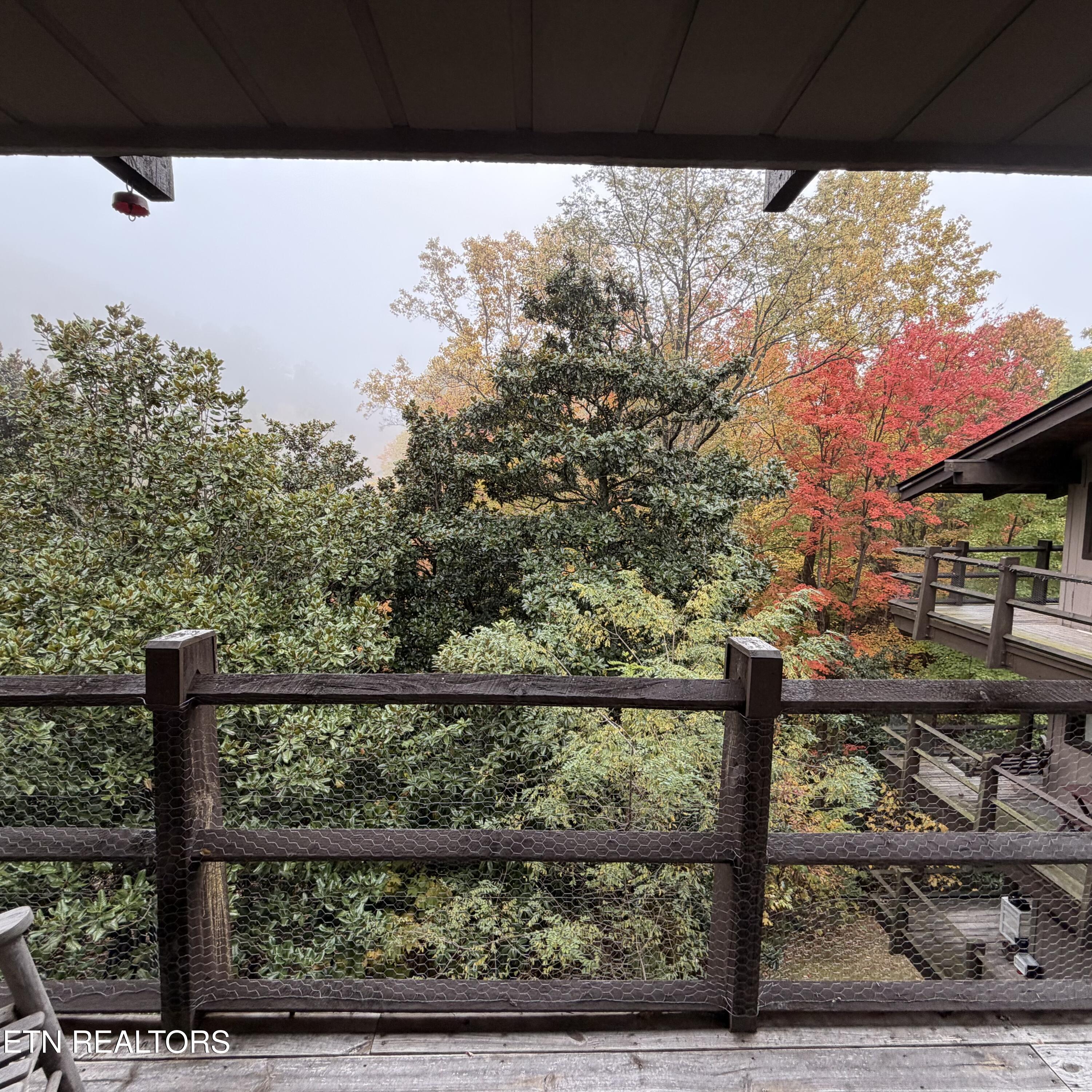 1081 Cove Rd Property Photo 10