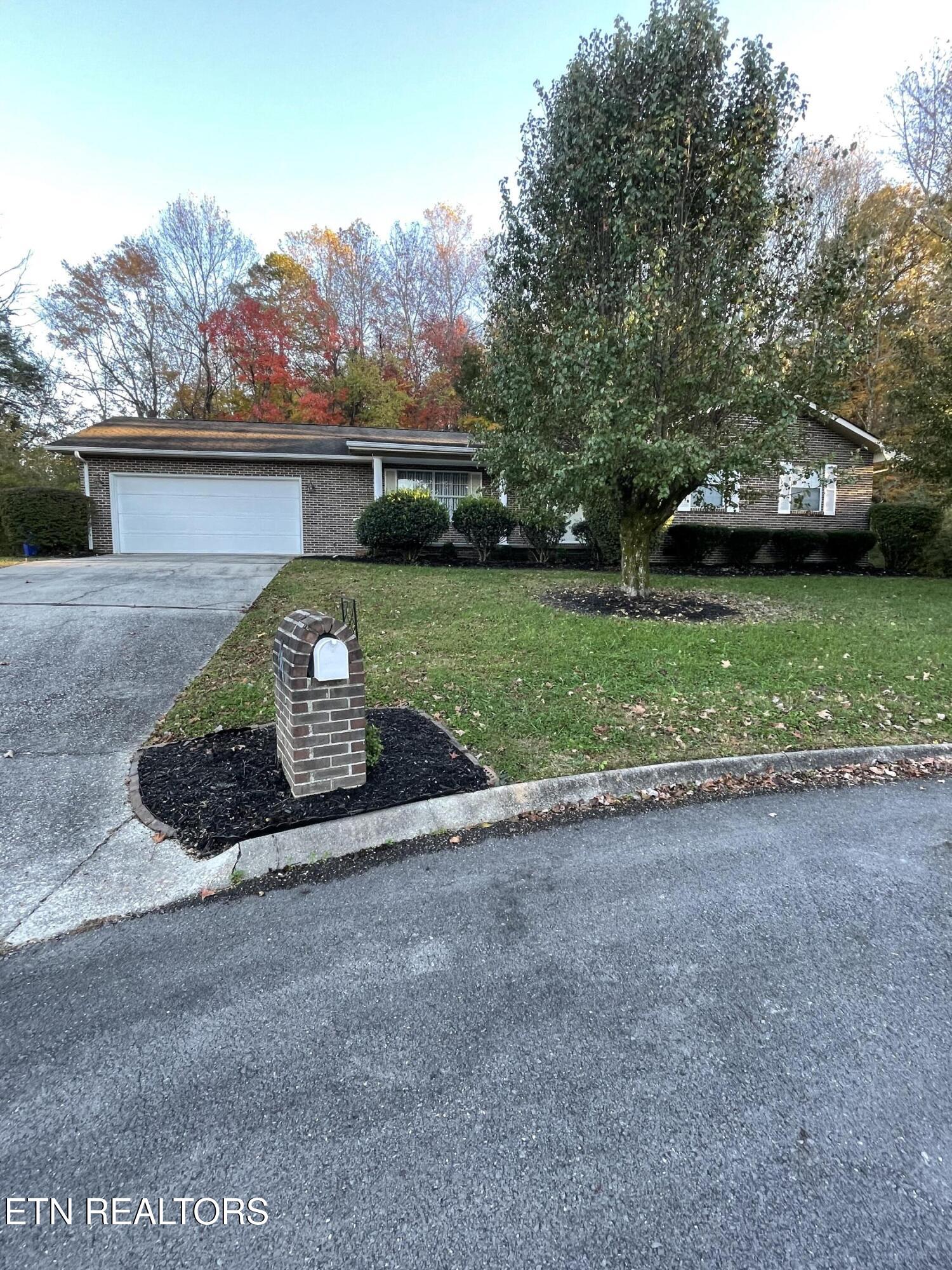 109 Eastridge Drive Property Photo 1