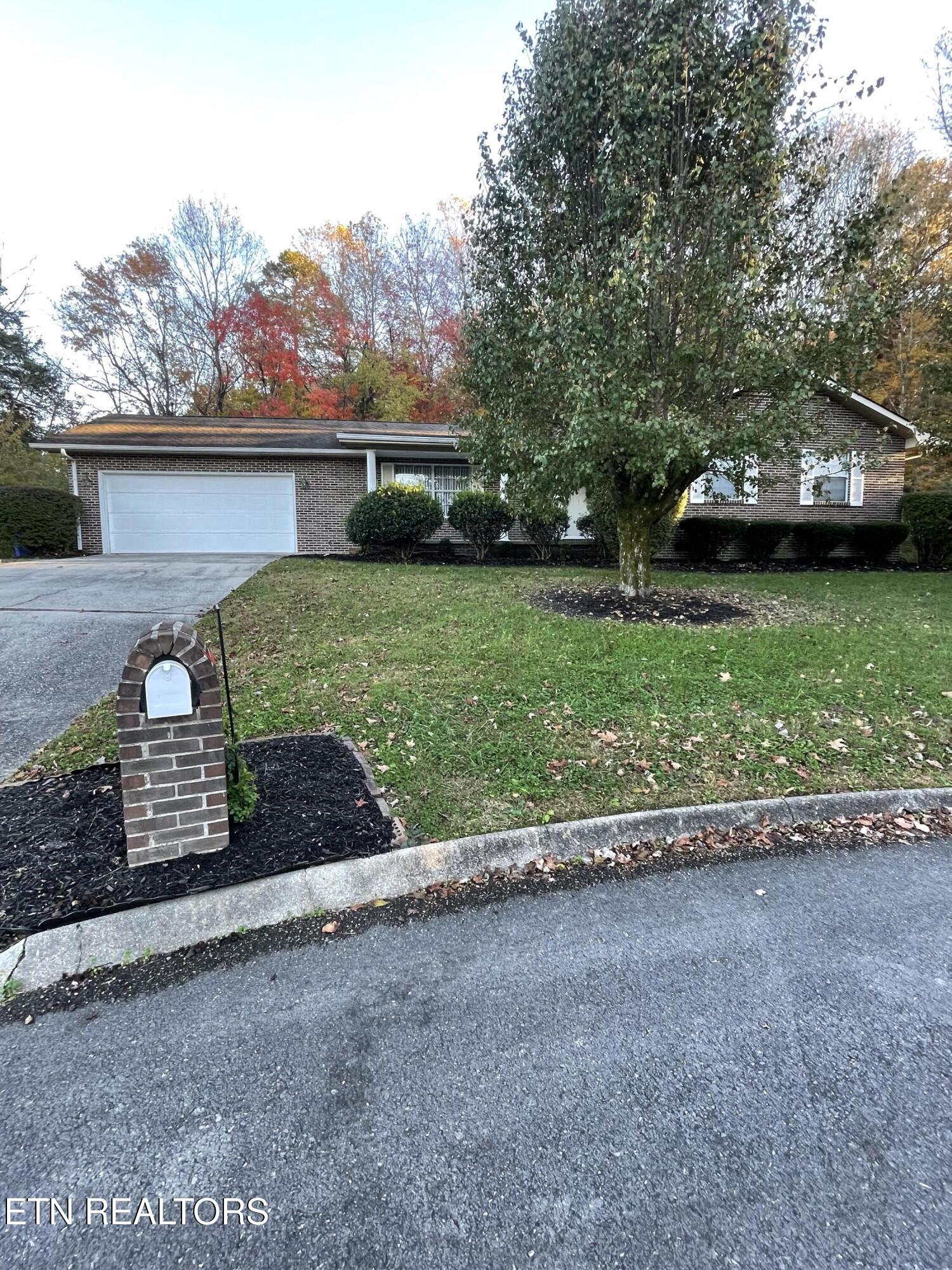 109 Eastridge Drive Property Photo 5