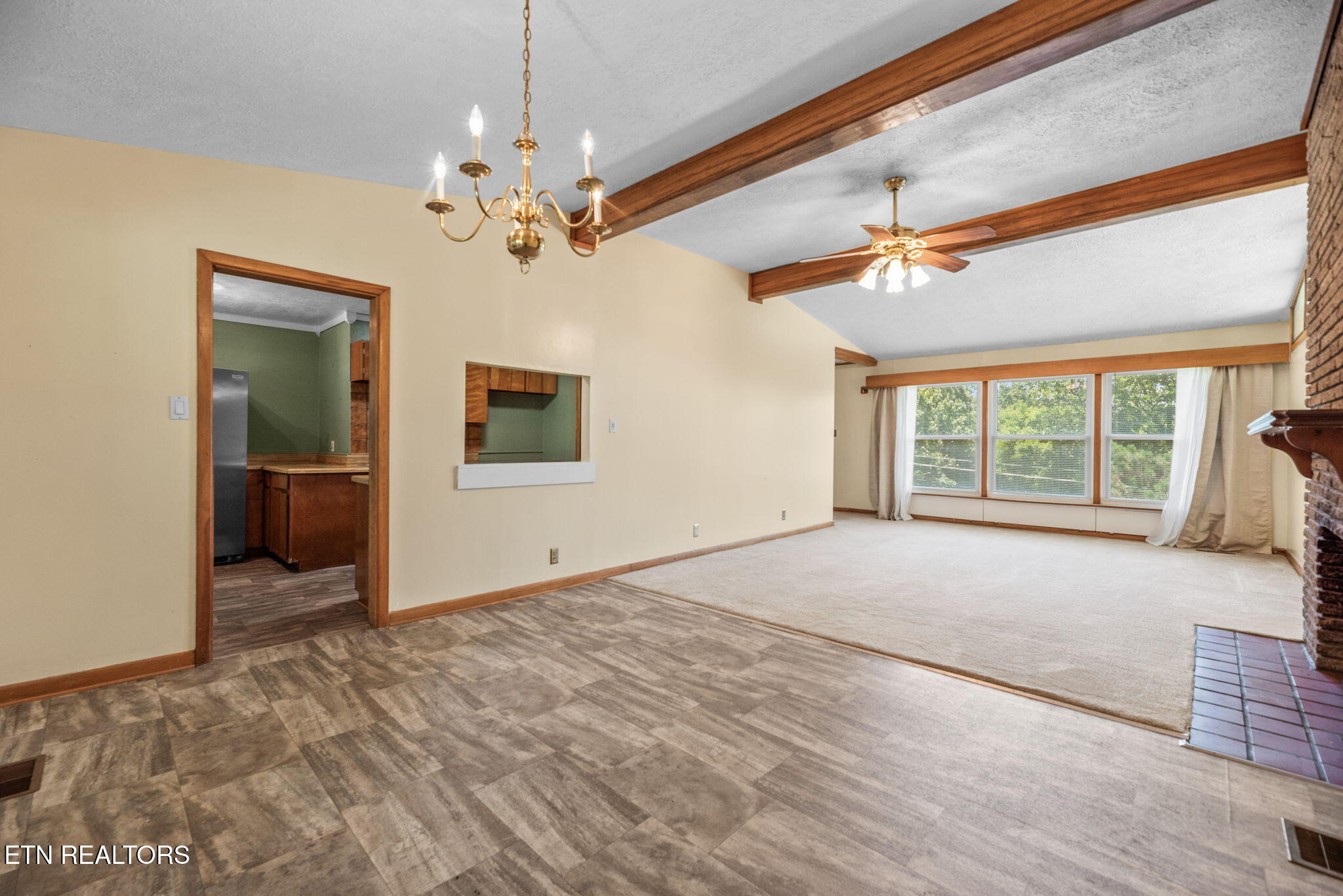 5013 Ridgemont Drive Property Photo 4