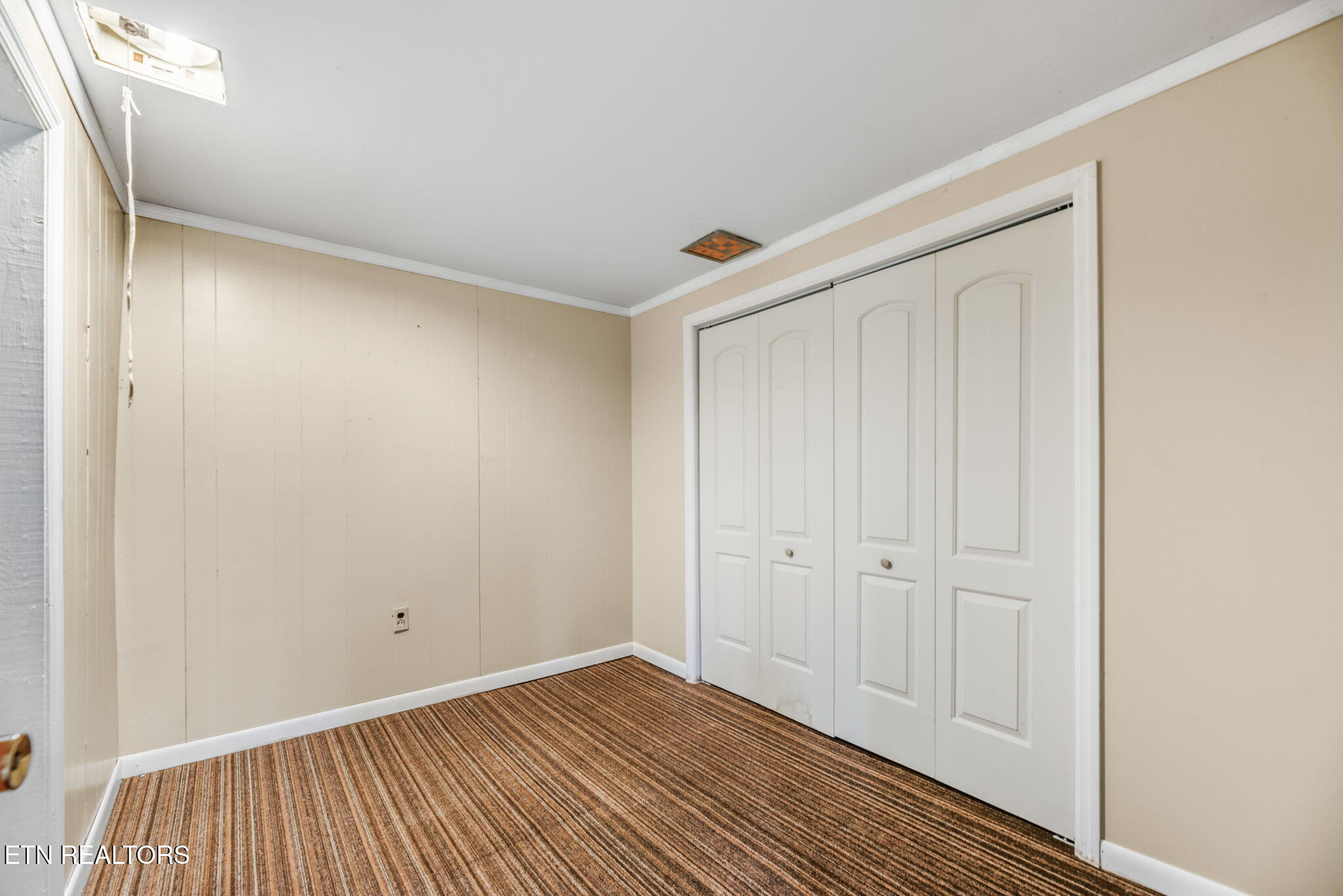 5013 Ridgemont Drive Property Photo 24