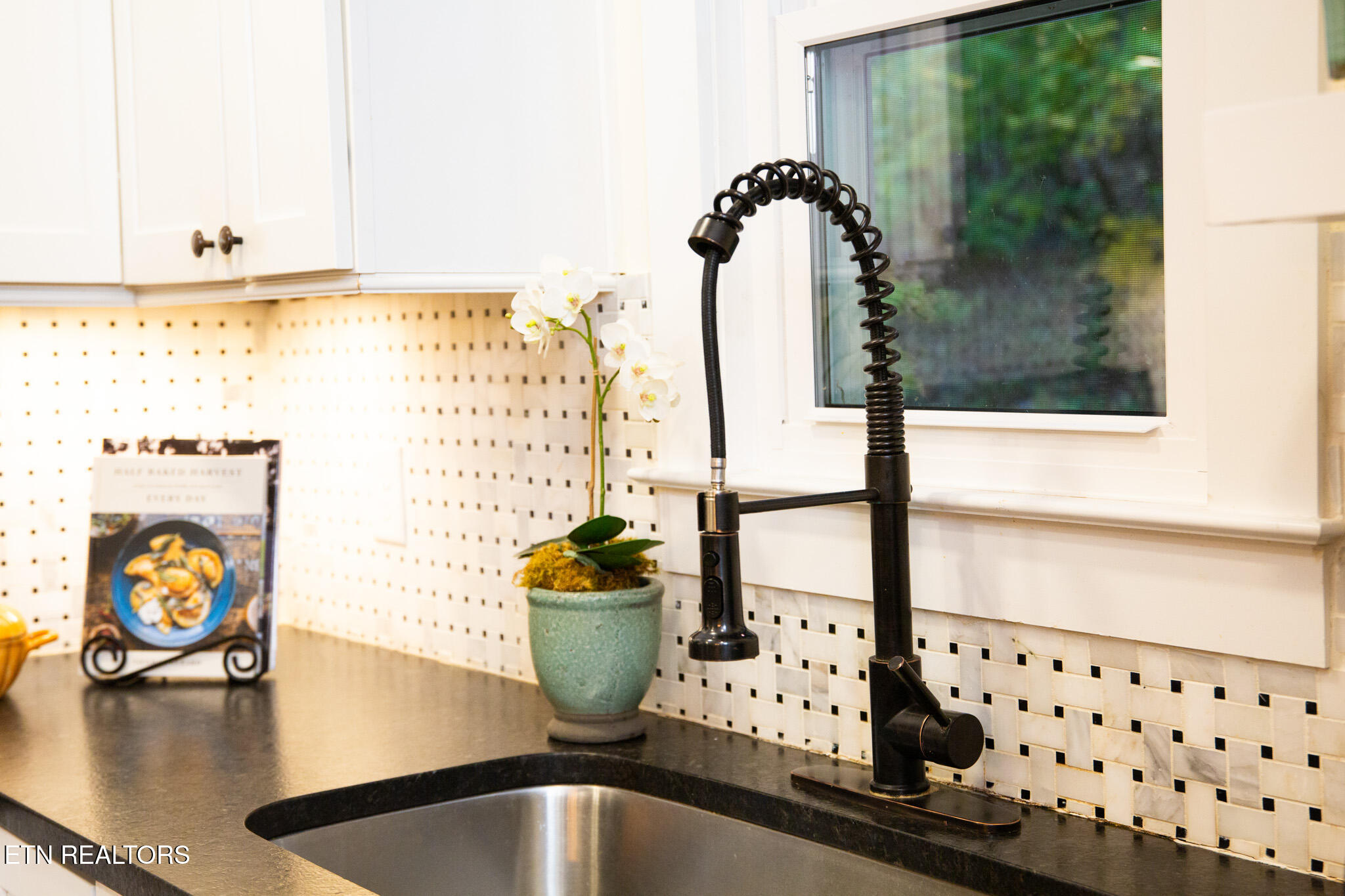 6316 Old Walland Hwy Property Photo 15