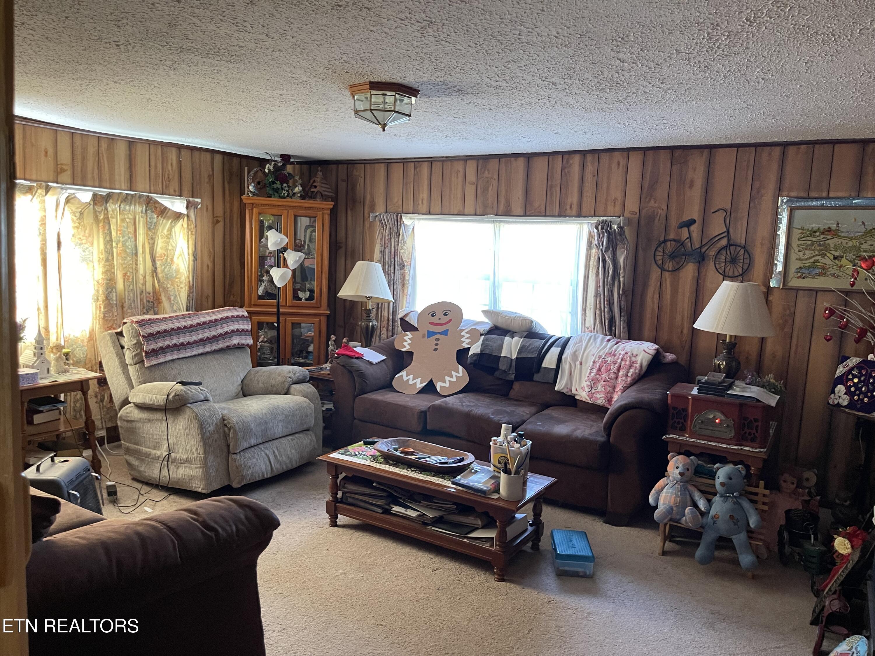 205 Mahala Rd Property Photo 5