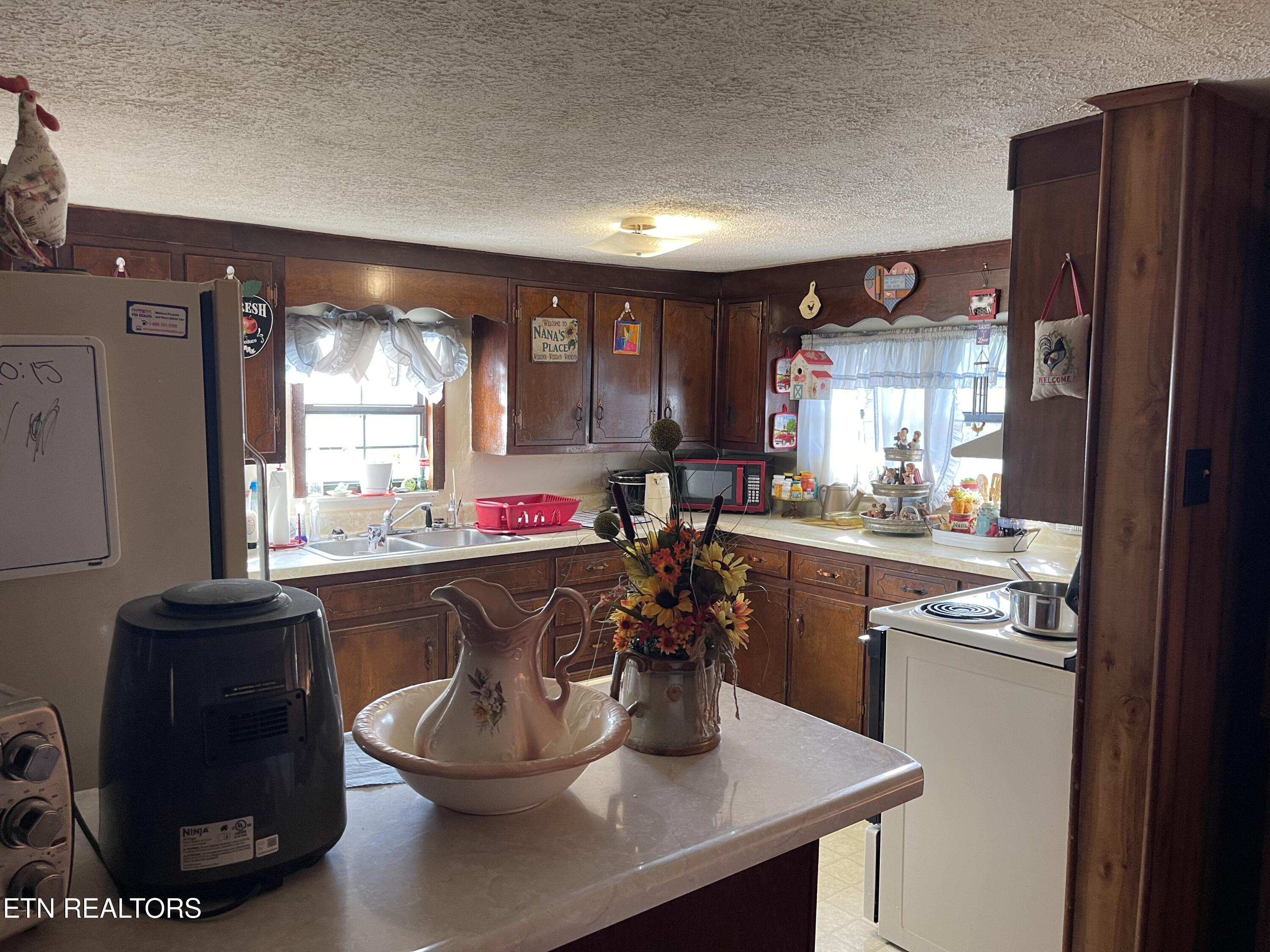 205 Mahala Rd Property Photo 6