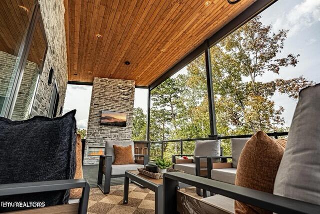 1150 Reedmont Way Property Photo 3