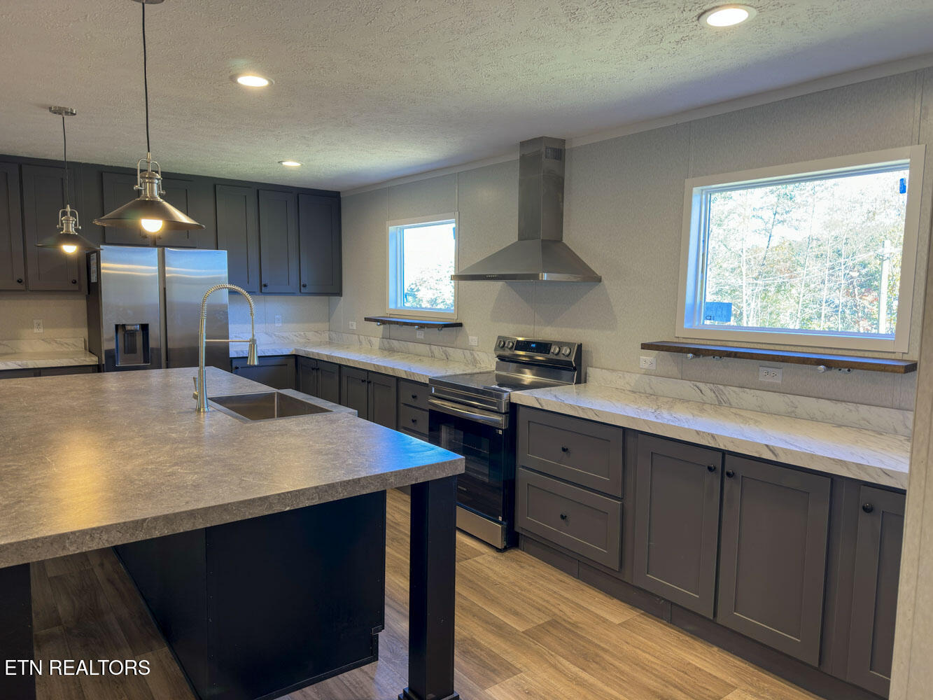 354 Bungalow Drive Property Photo 3