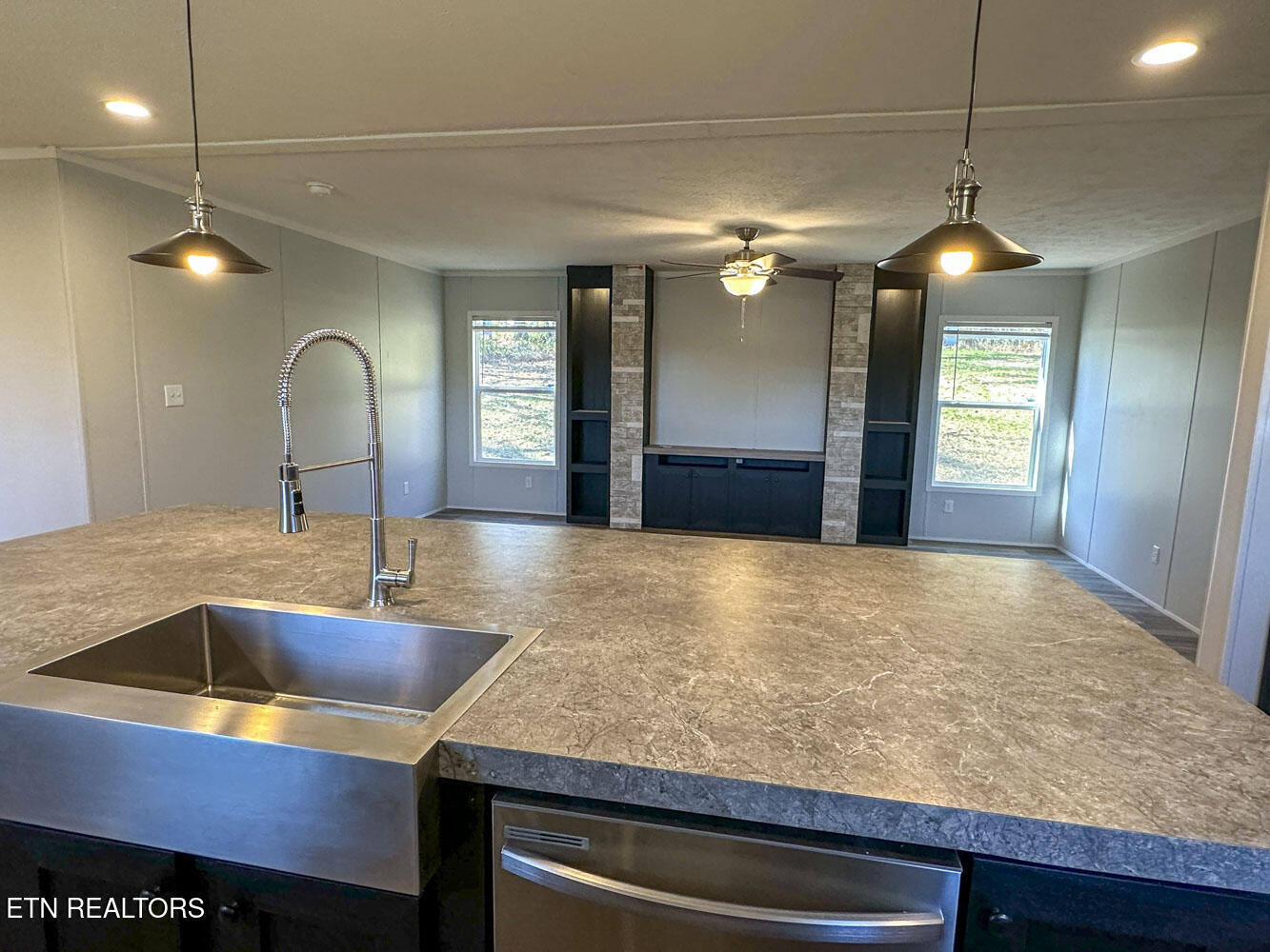 354 Bungalow Drive Property Photo 6