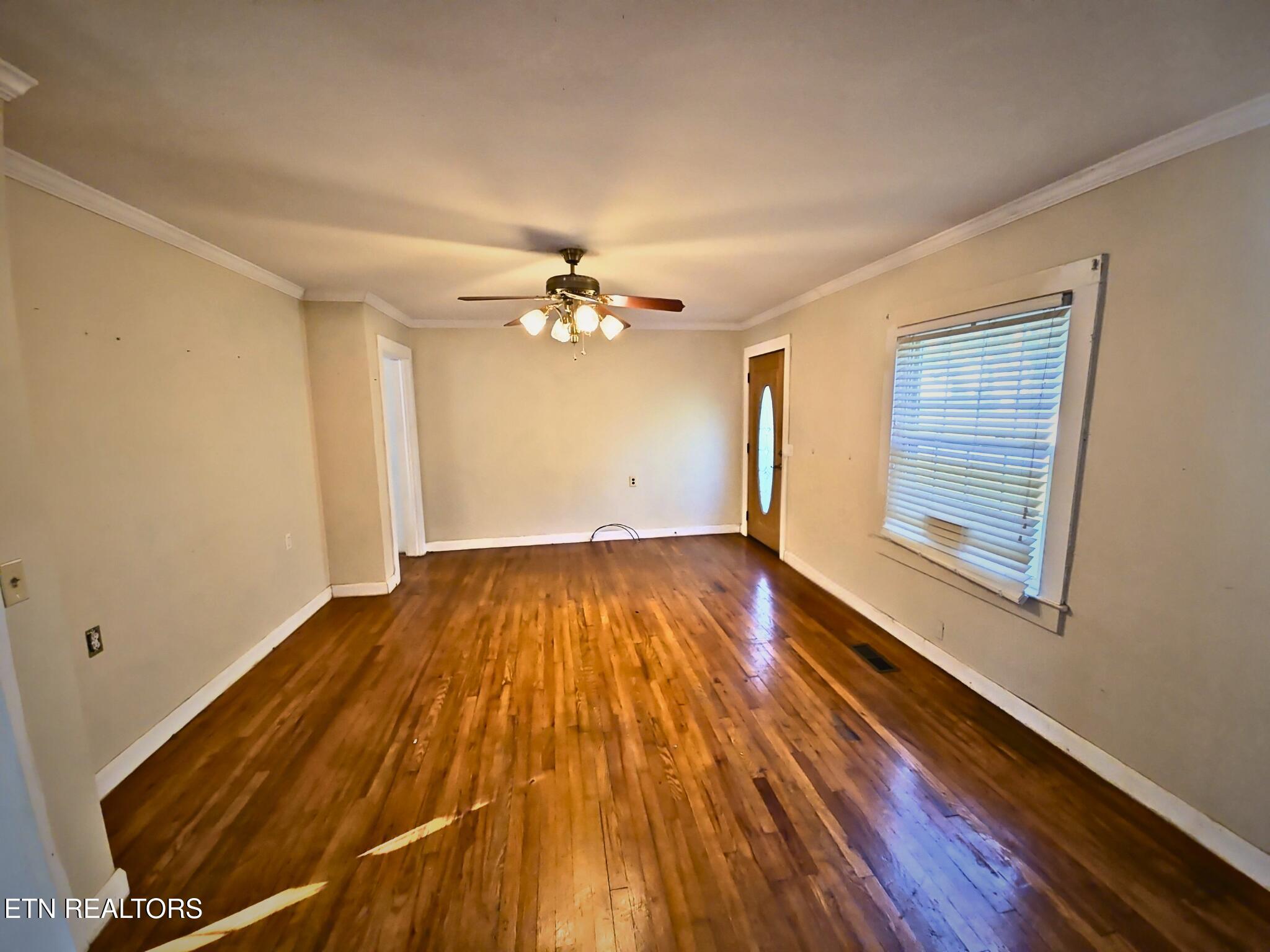 709 Southern Parkway Property Photo 21