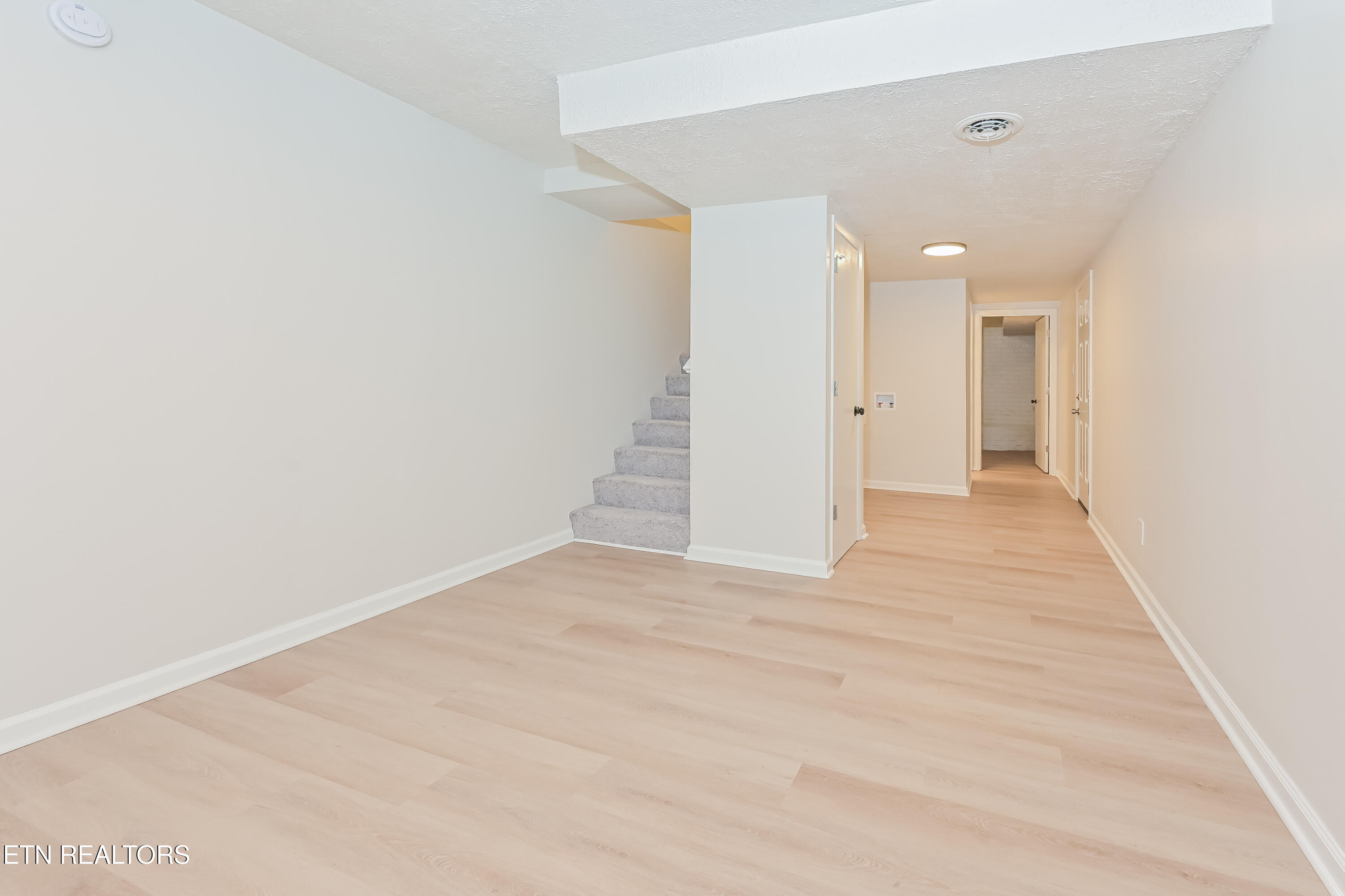 5622 Burbury Lane Property Photo 13