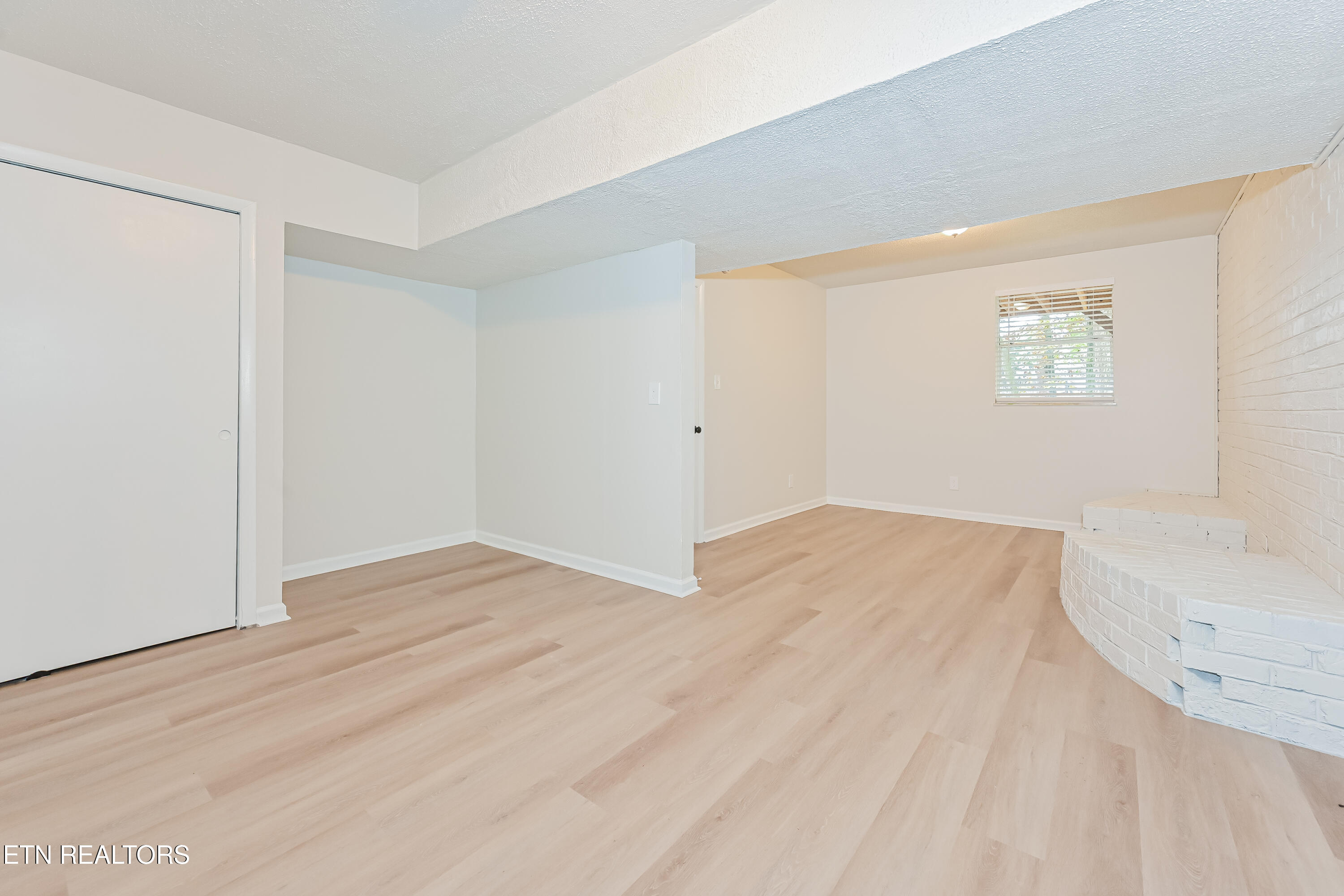 5622 Burbury Lane Property Photo 15