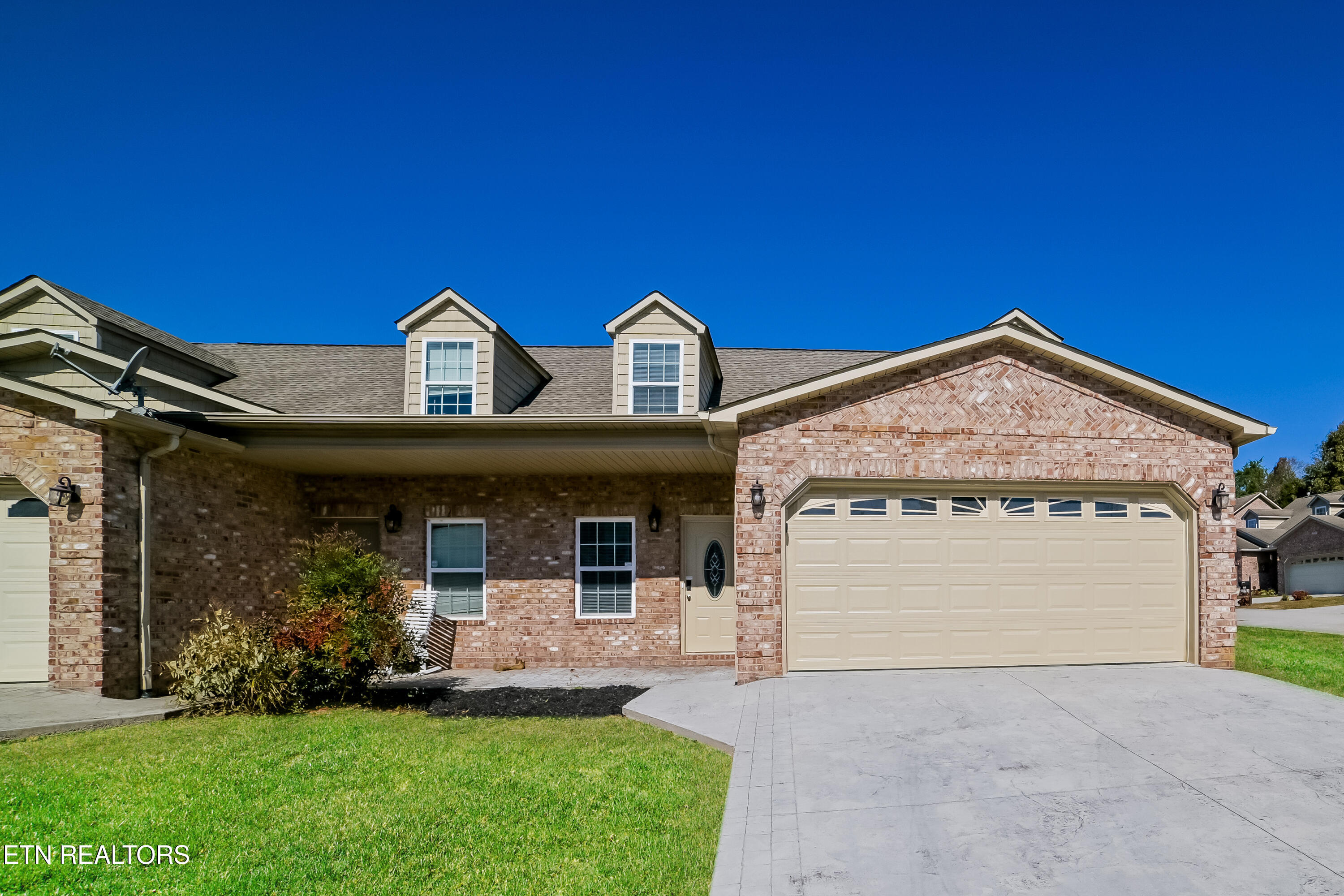 7001 Edon Hall Way Property Photo 1