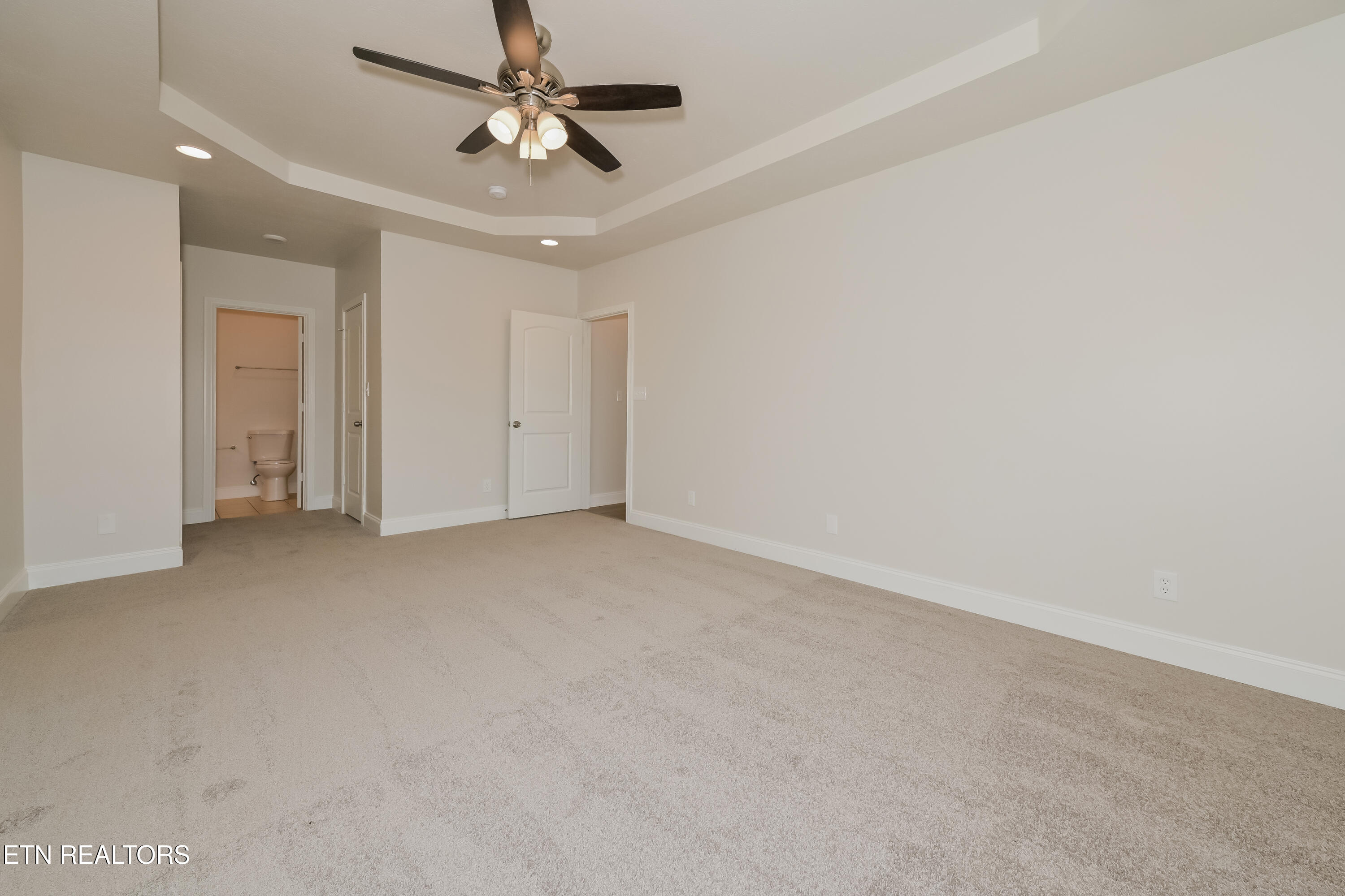 7427 Earl Gray Way Property Photo 8