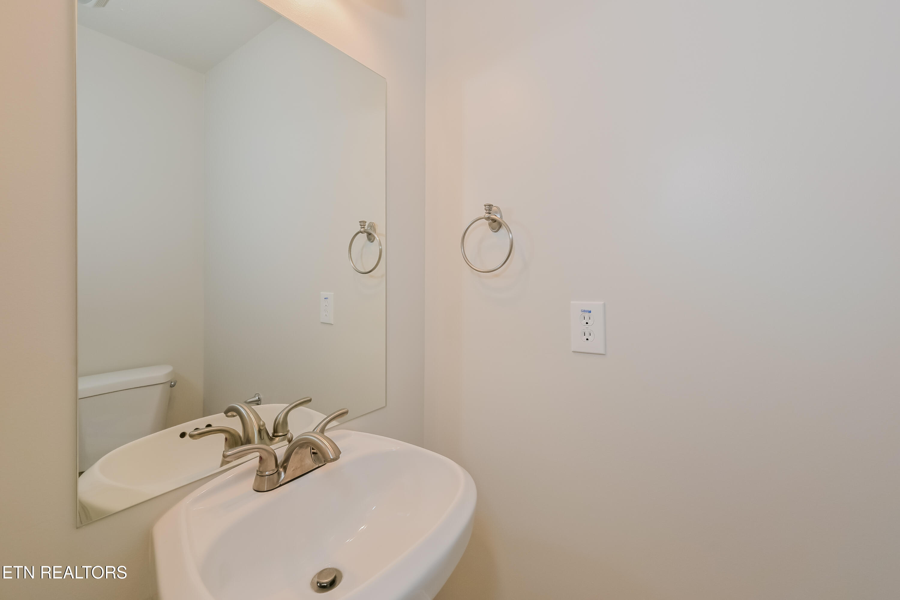 7427 Earl Gray Way Property Photo 12