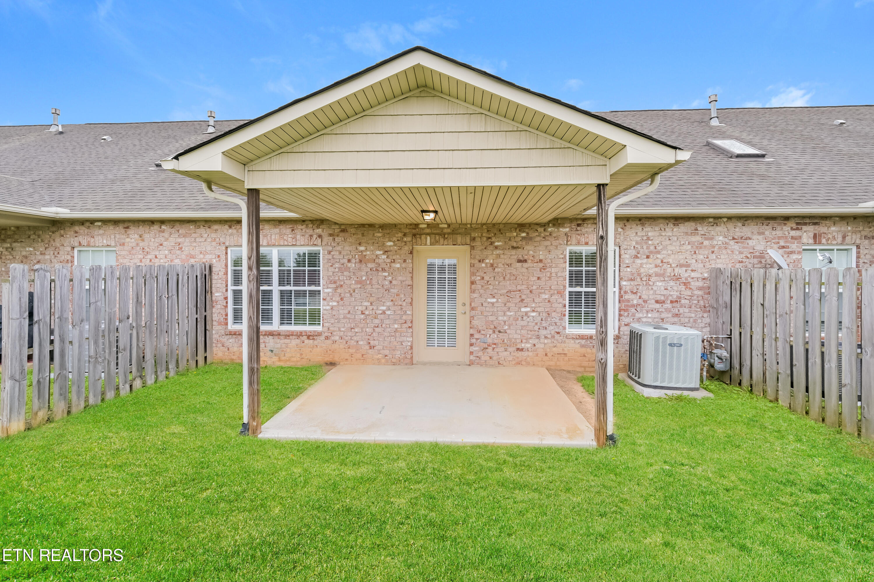 7427 Earl Gray Way Property Photo 15