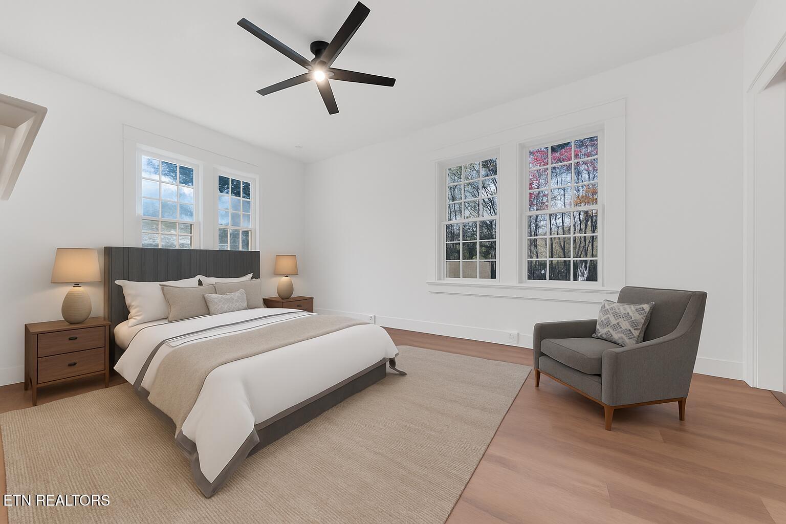 2219 Lincoln St Property Photo 22