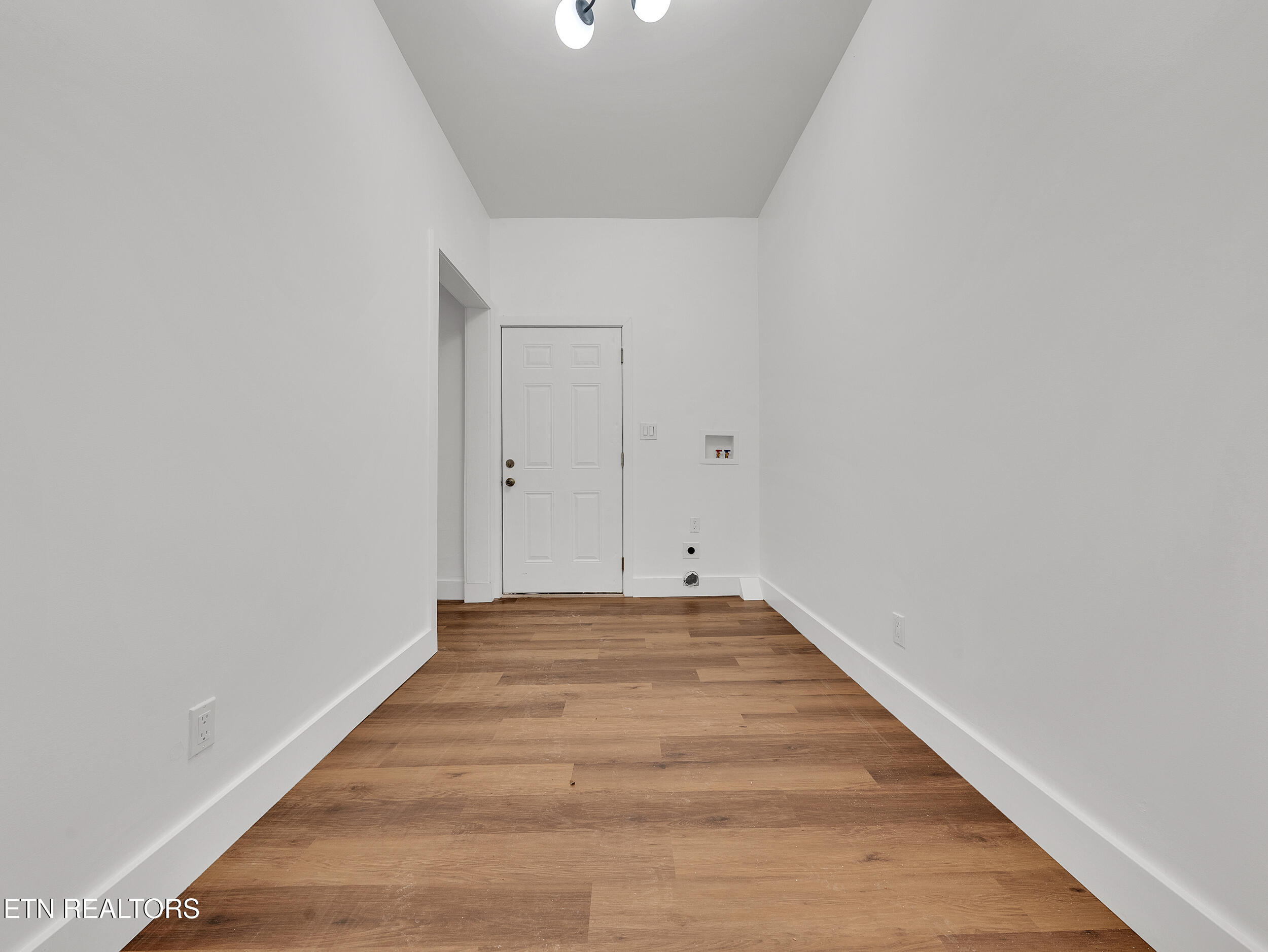 2219 Lincoln St Property Photo 26