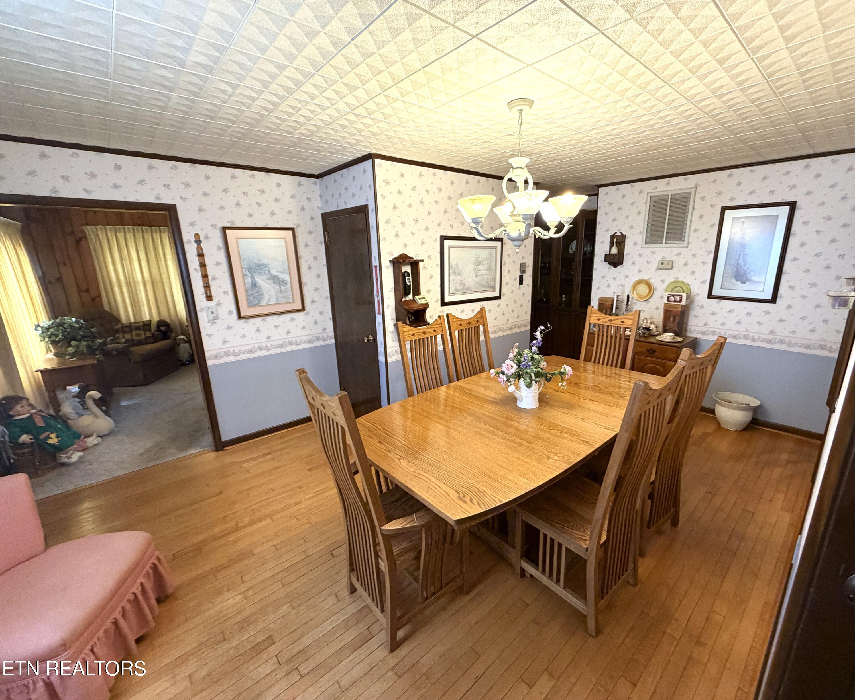 115 S Sunset St Property Photo 13