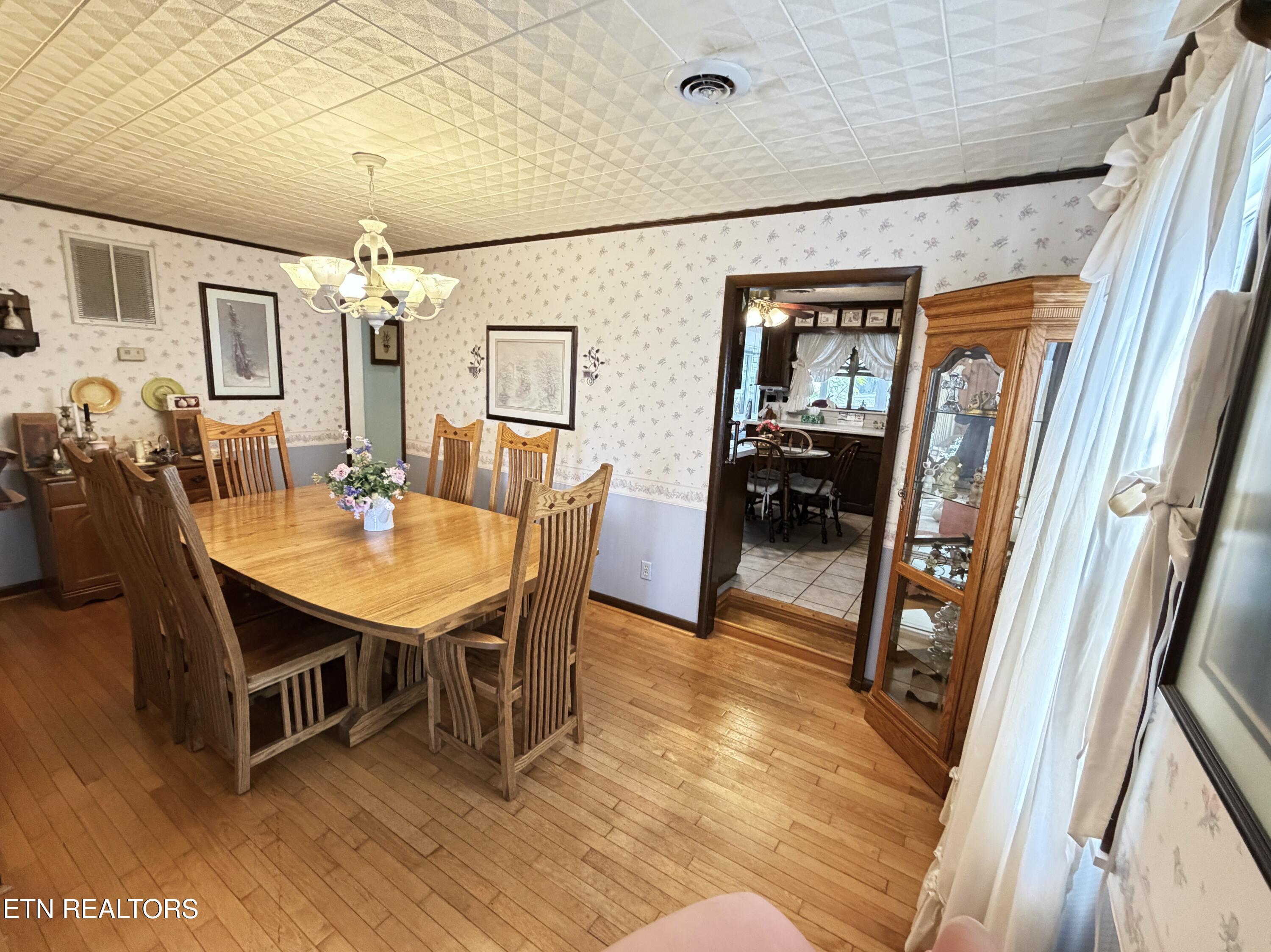 115 S Sunset St Property Photo 14