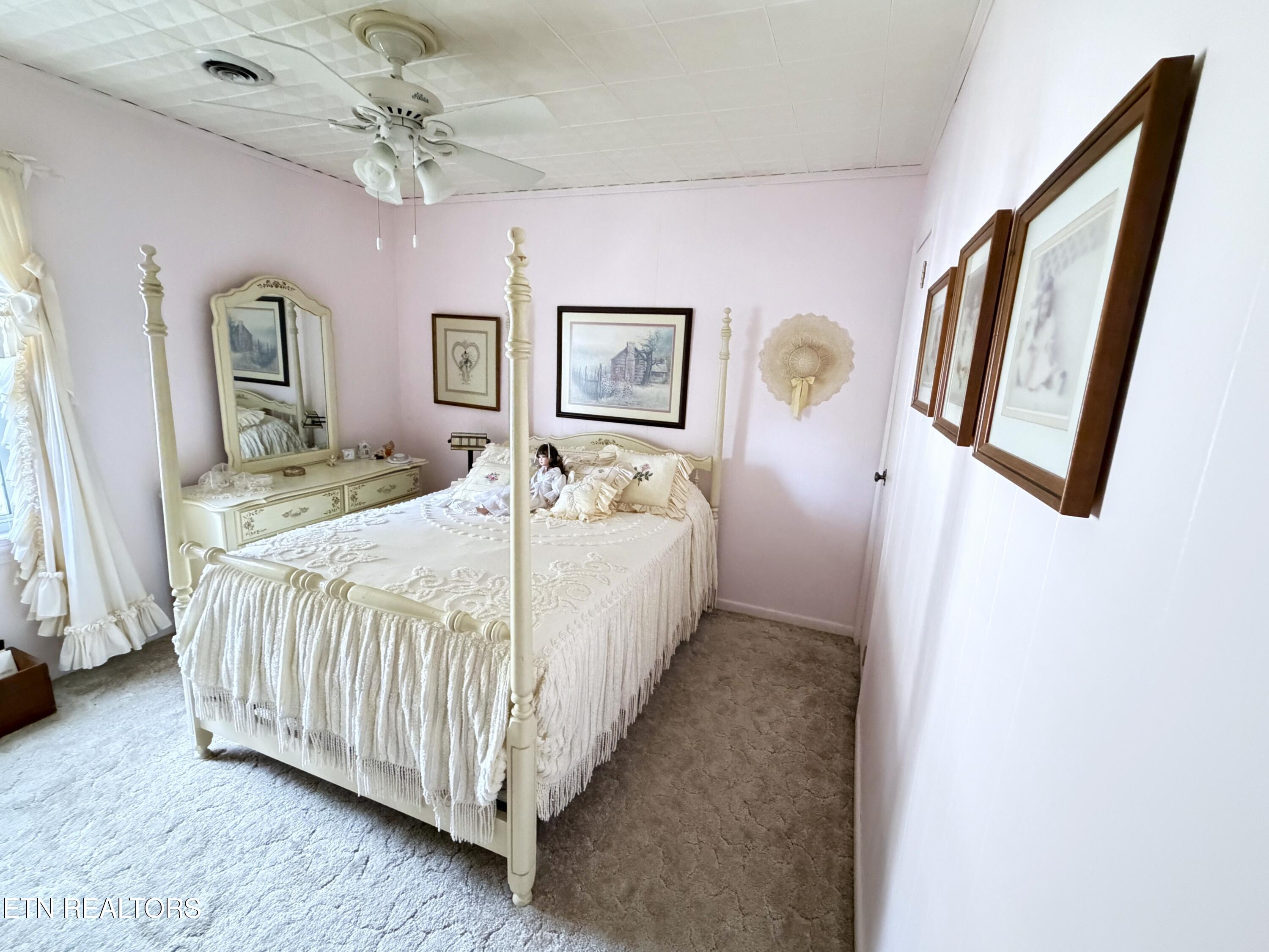 115 S Sunset St Property Photo 18