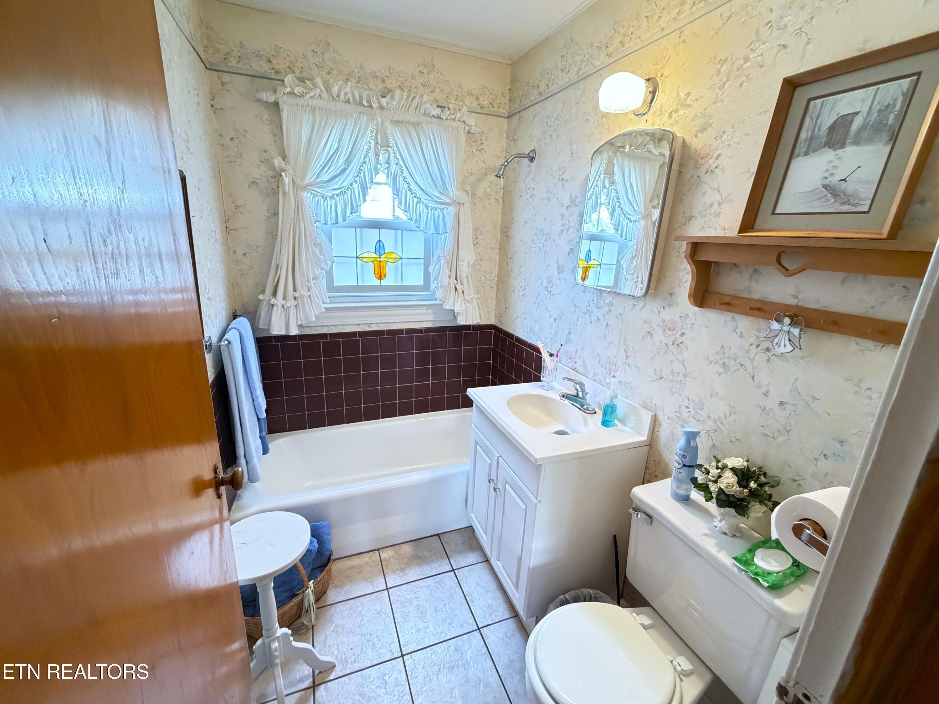 115 S Sunset St Property Photo 20