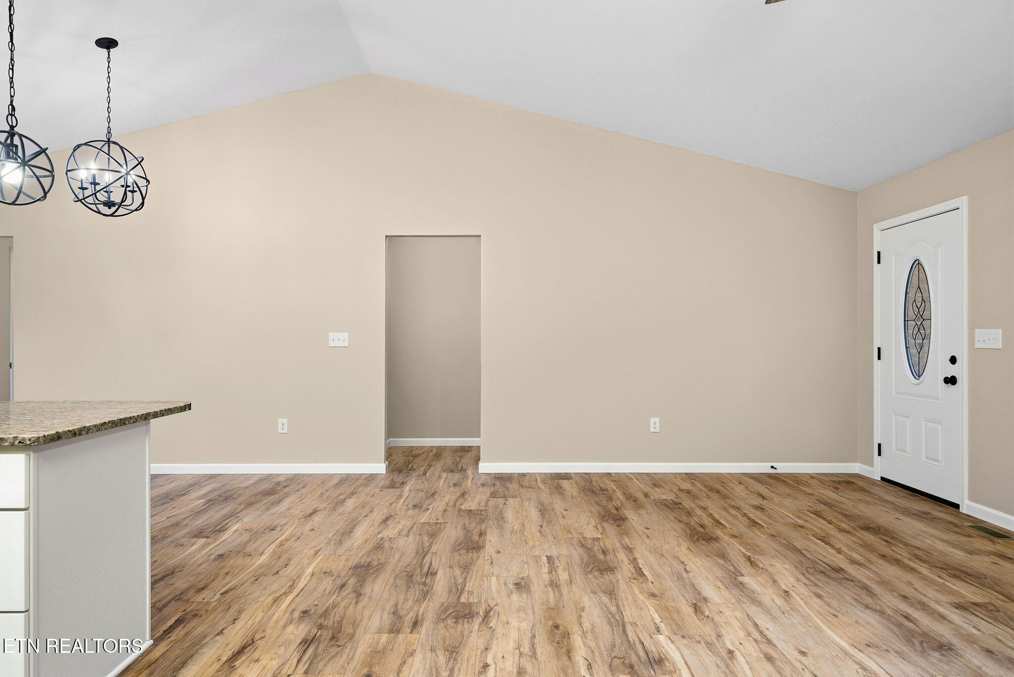 1001 Grey Eagle Drive Property Photo 9